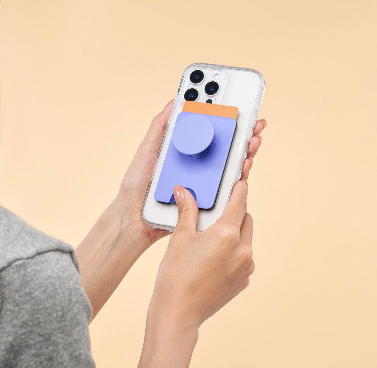Portafolios PopSockets Softgoods MagSafe Negro con Agarre Expandible y Soporte para Tarjetas Compatible con Carga Inalámbrica