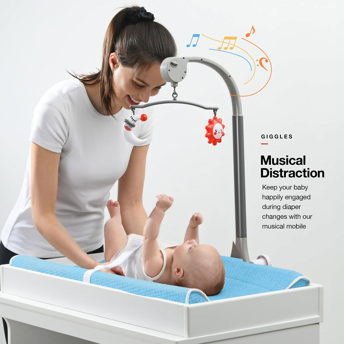 Cambiador – Cambiador de espuma contorneado para bebé para cambiador, cambiador de pañales impermeable, incluye funda antideslizante, suave, extraíble y lavable, barra de juguete portátil con modo