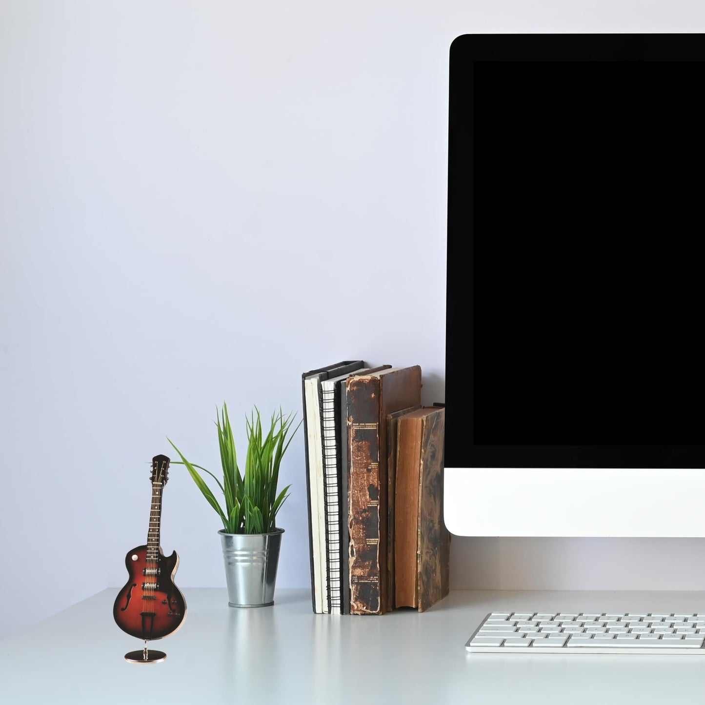 7" Gibson Electric Guitar with Case & Stand Miniature Replica Musical Instrument