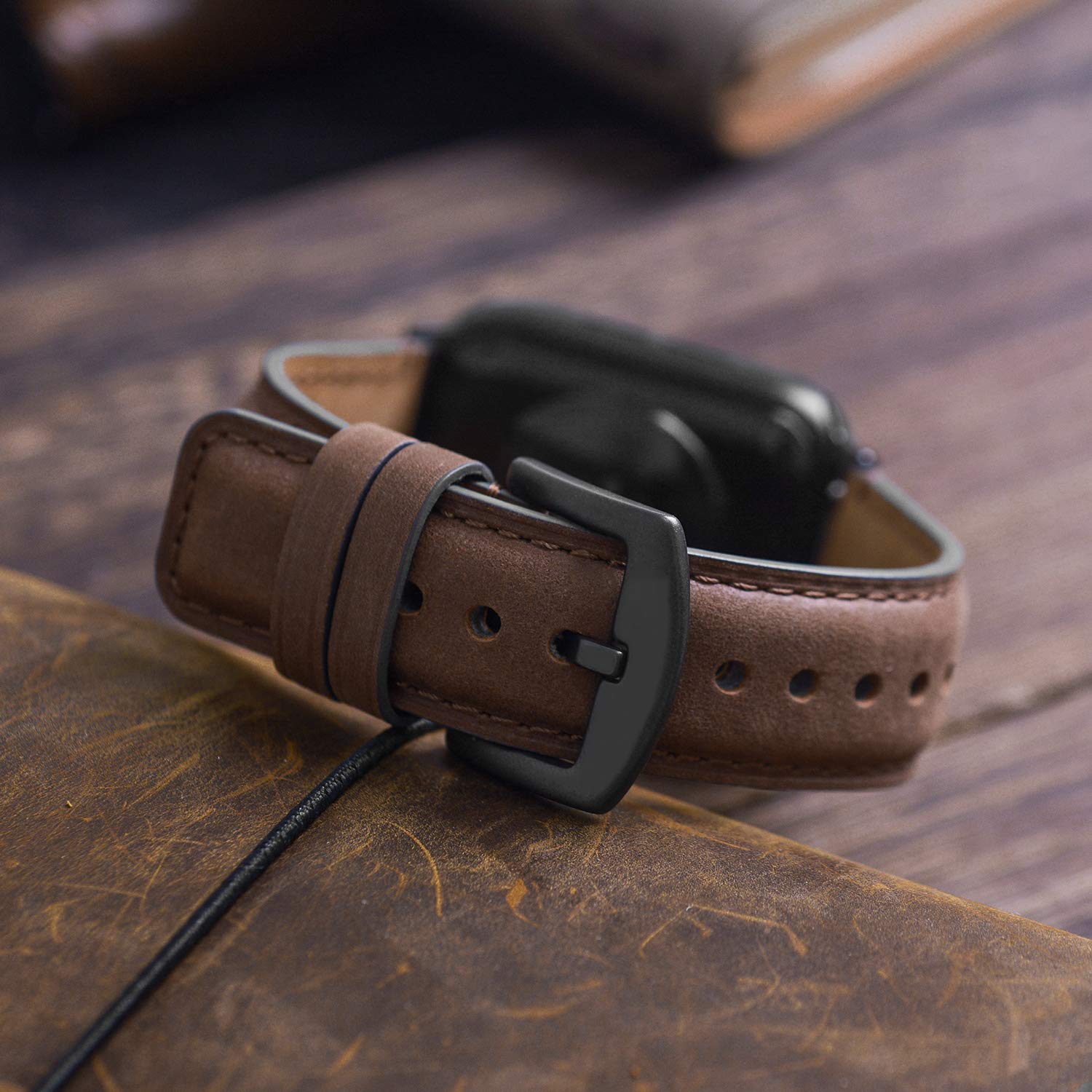 Fullmosa Correa Apple Watch Ultra 49mm (Series 7/8 con 45mm Series SE/6/5/4 con 44mm, Series 3/2/1 con 42mm Yola Serie Pulsera de Piel Cuero Bruñida para iWatch, Marrón Oscuro + Hebilla Gris