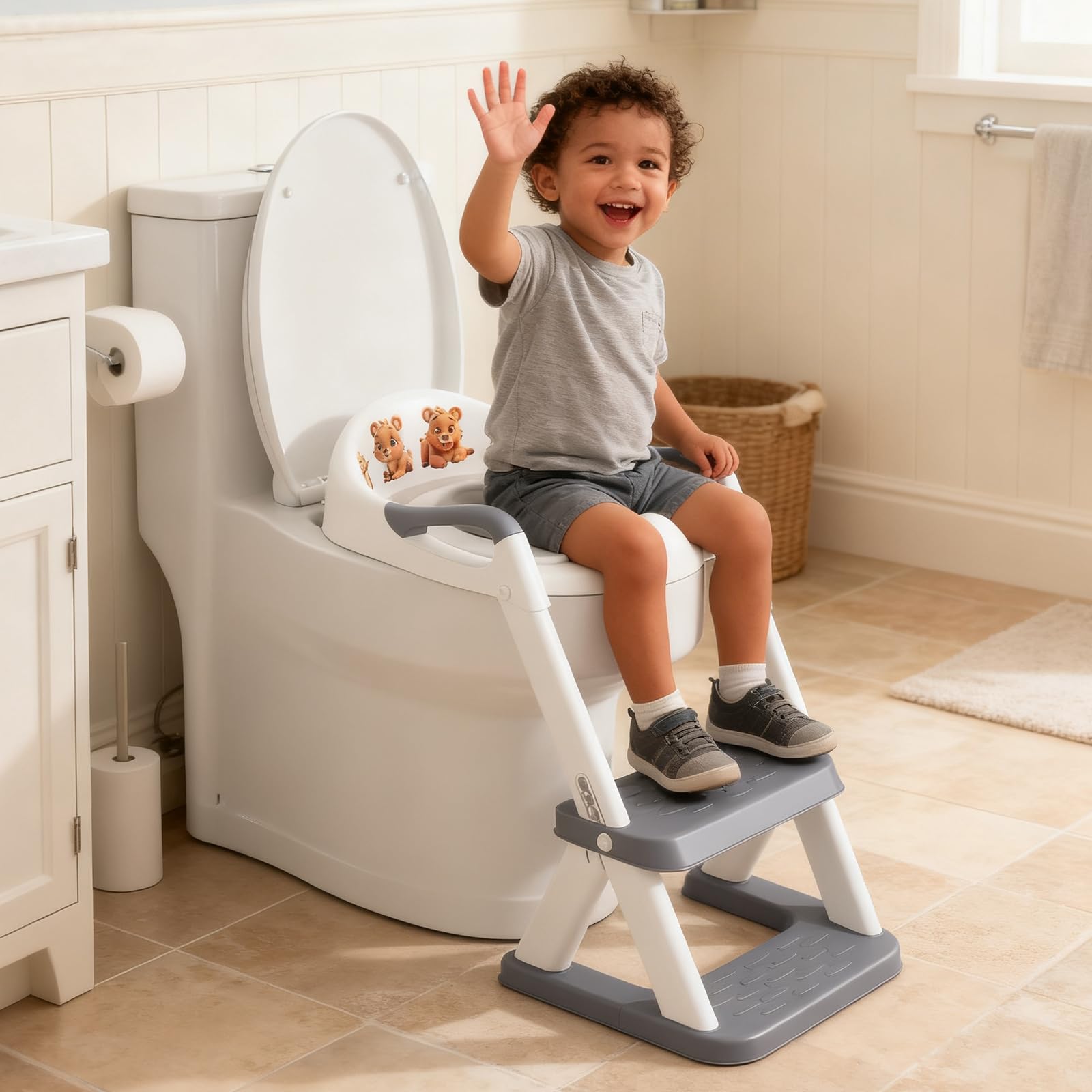 SKYROKU 8868 - Asiento de inodoro para niños pequeños y niñas, inodoro de entrenamiento 2 en 1, protector contra salpicaduras, taburete antideslizante, base estabilizada en forma de sector (gris)
