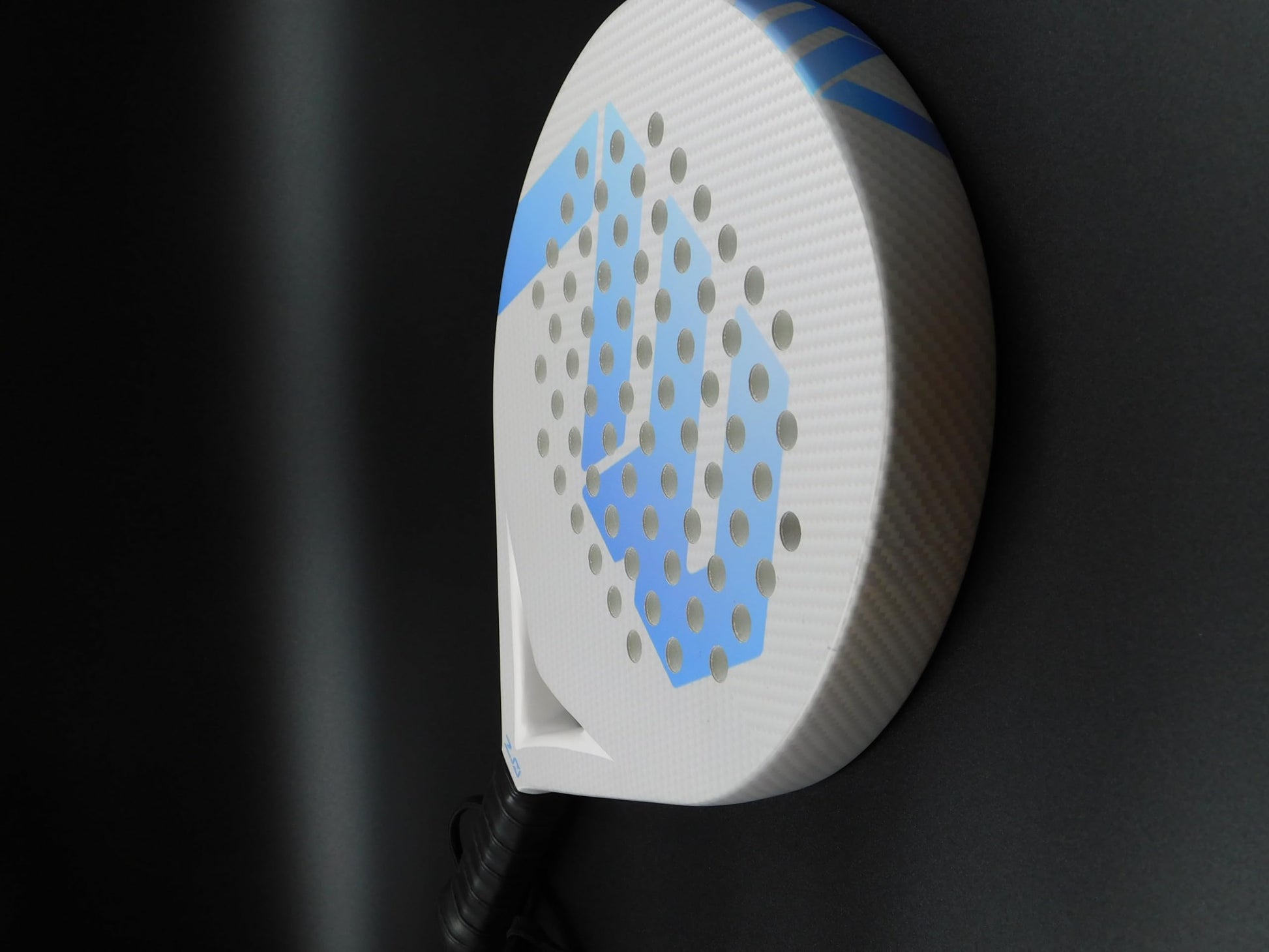 AW DEPORTES Pala de Padel con Superficie 100% Fibra de Carbono y Tecnología de Núcleo de Espuma EVA, Peso 360 gr