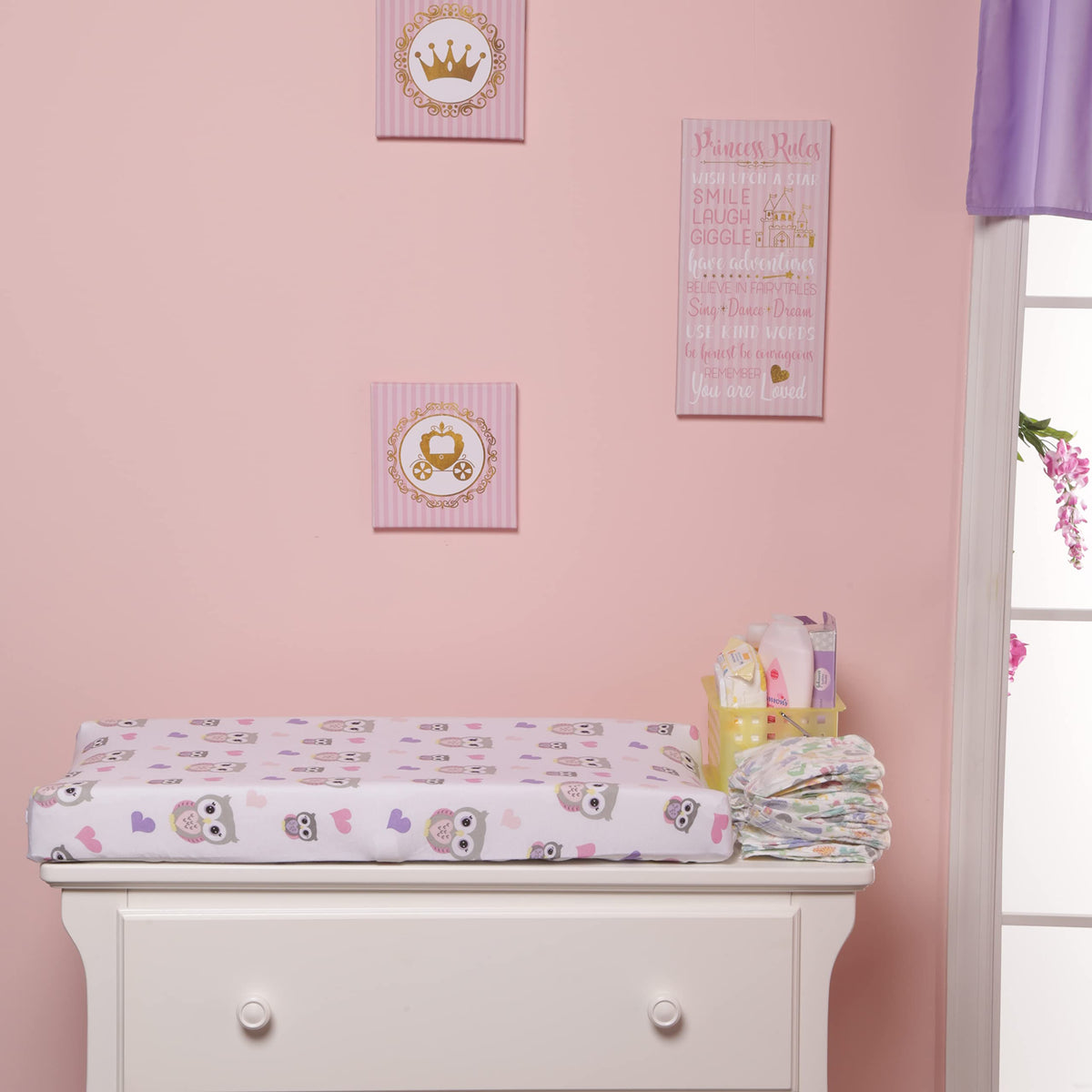 EVERYDAY KIDS Paquete de 2 fundas para cambiador de bebé para niña – Se adapta a la mayoría de cambiadores de mesa; tela de punto de jersey 100% algodón, transpirable, suave cambiador, rosa, búhos morados y rosa, estrellas blancas