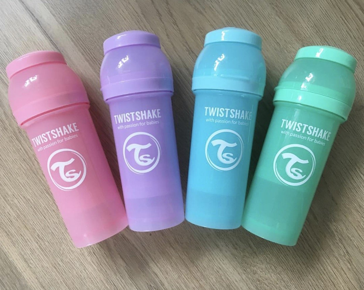 Biberón Twistshake Anticólicos 260 ml Silicona Flujo Medio 2+ Meses Libre de BPA para Lactancia Normal