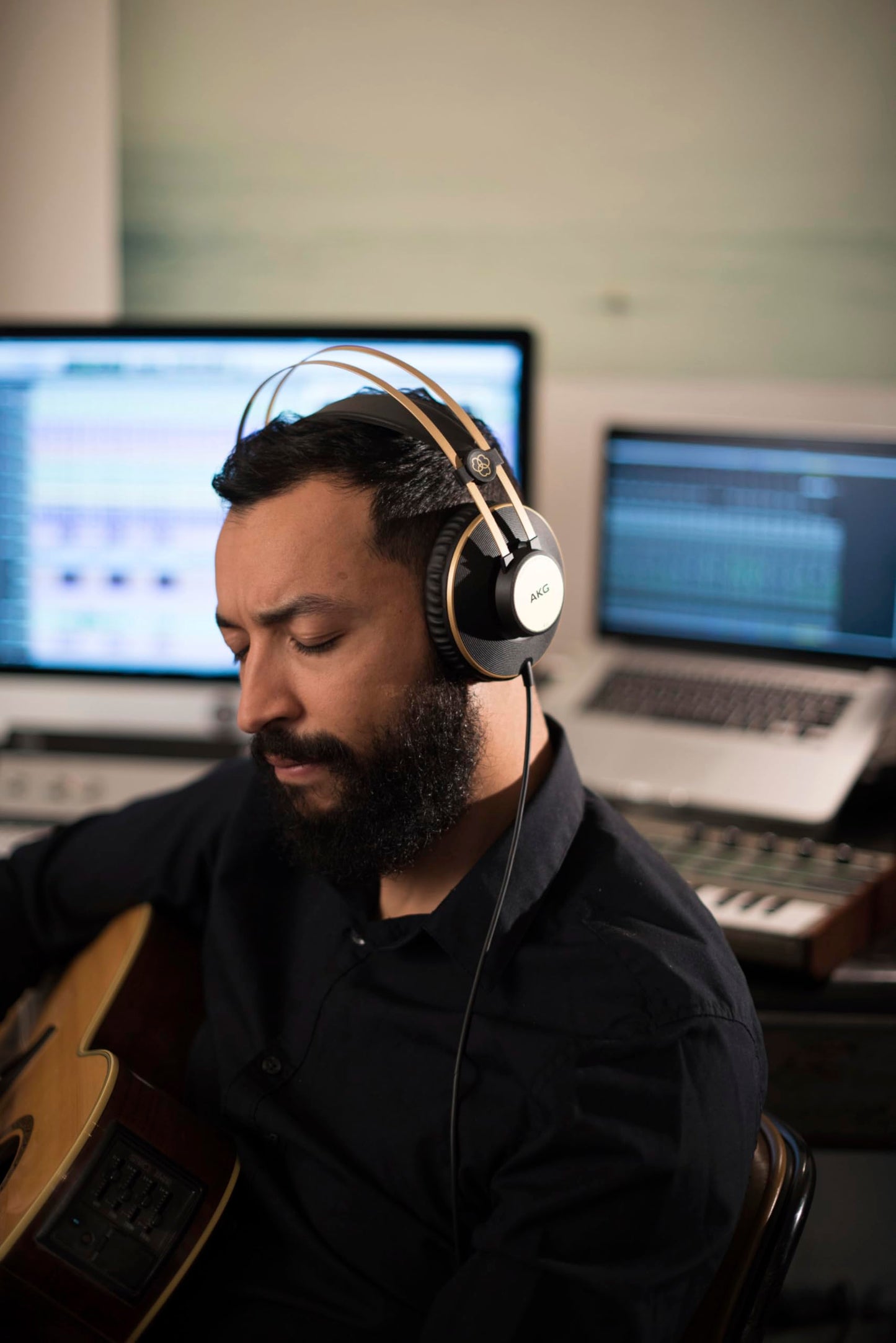 Audífonos AKG K92 Negro Closed-Back