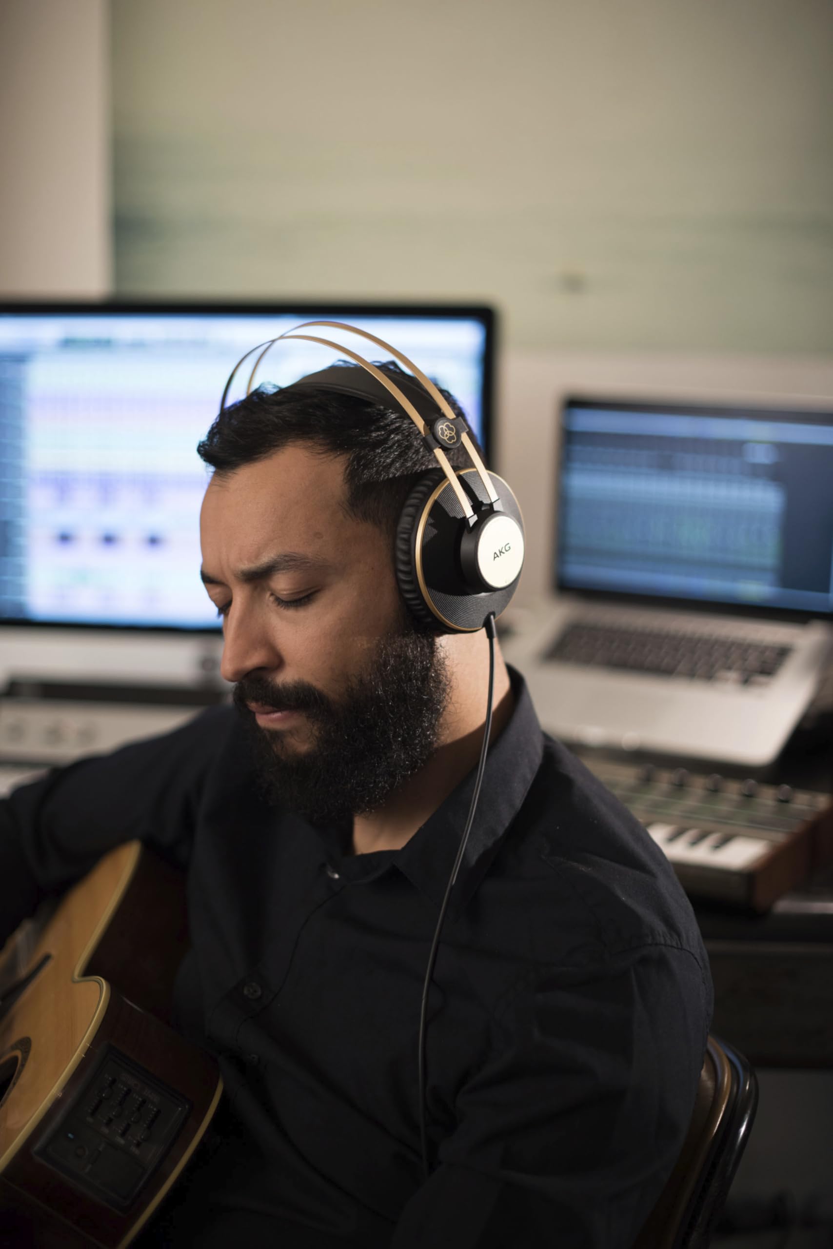 Audífonos AKG K92 Negro Closed-Back