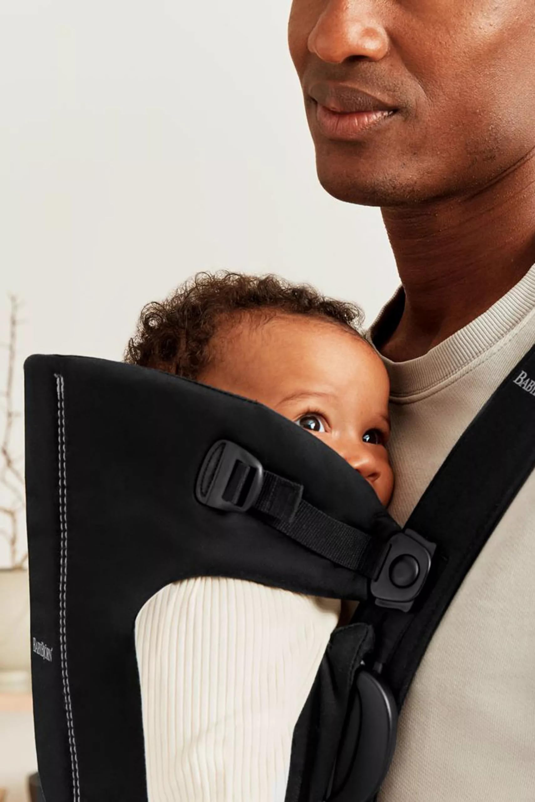BabyBjörn Canguro Portabebé Mini, Tejido, Negro