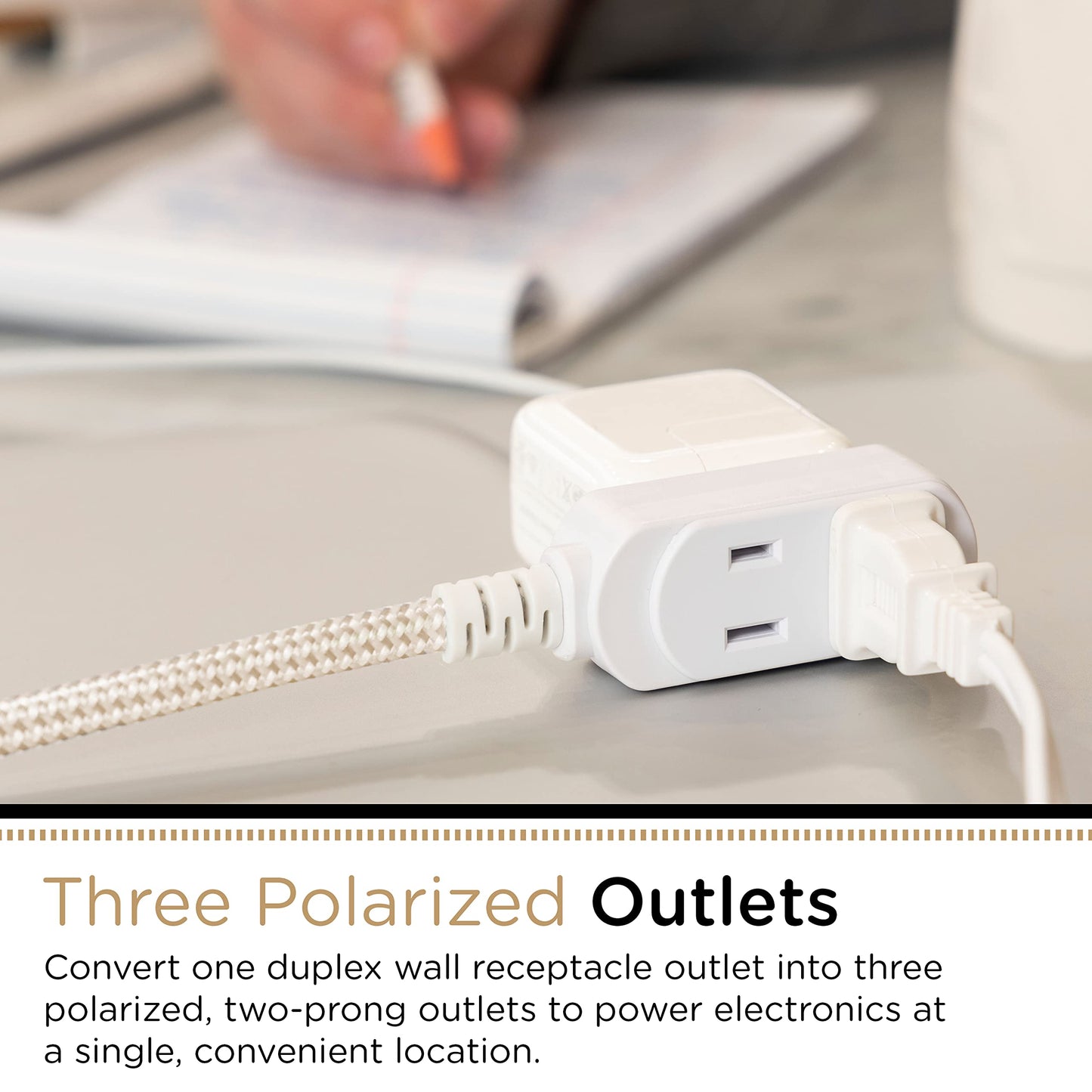Cordinate Designer, Extension Electrica de 3 salidas polarizadas, Cable Trenzado de 2.4 m (8 pies), Sistema de Seguridad para Trabar, Enchufe Plano, Certificacion ETL Blanco/Bronce 1 paquete ‎41891-T1