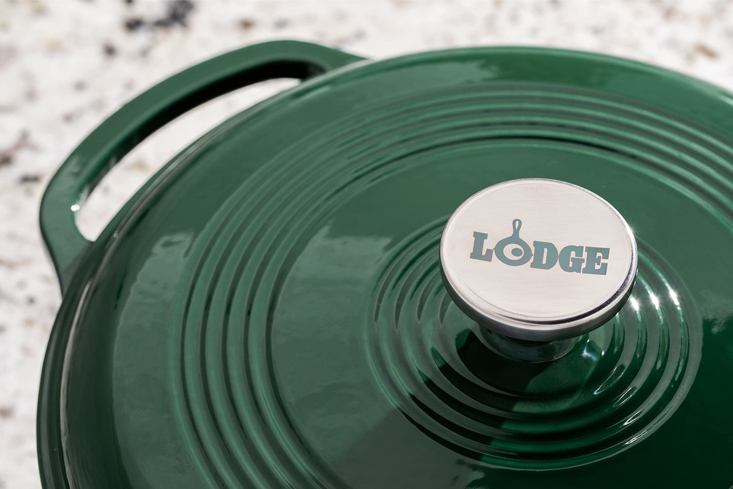 Lodge - Horno holandés de hierro fundido esmaltado de 6 cuartos con tapa, asas dobles, apto para horno hasta 500 °F o en estufa, uso para marinar, cocinar, hornear, refrigerar y servir - Evergreen