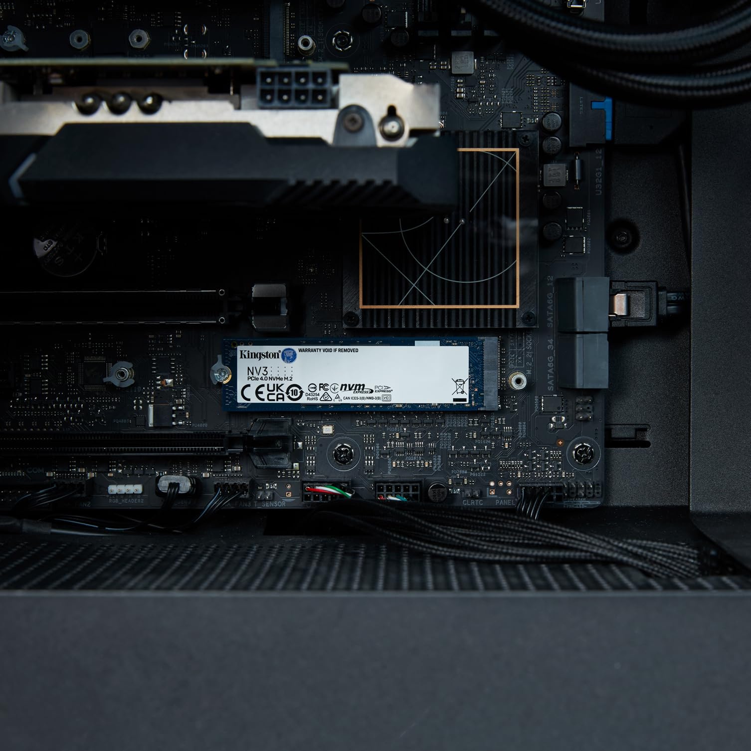Kingston SSD NV3, Capacidad: 500GB, Factor de Forma: M.2 2280, Interfaz: NVMe PCIe Gen 4.0 x 4 Carriles, Lectura: 5000MB/s y Escritura: 3000MB/s, SKU: SNV3S/500G