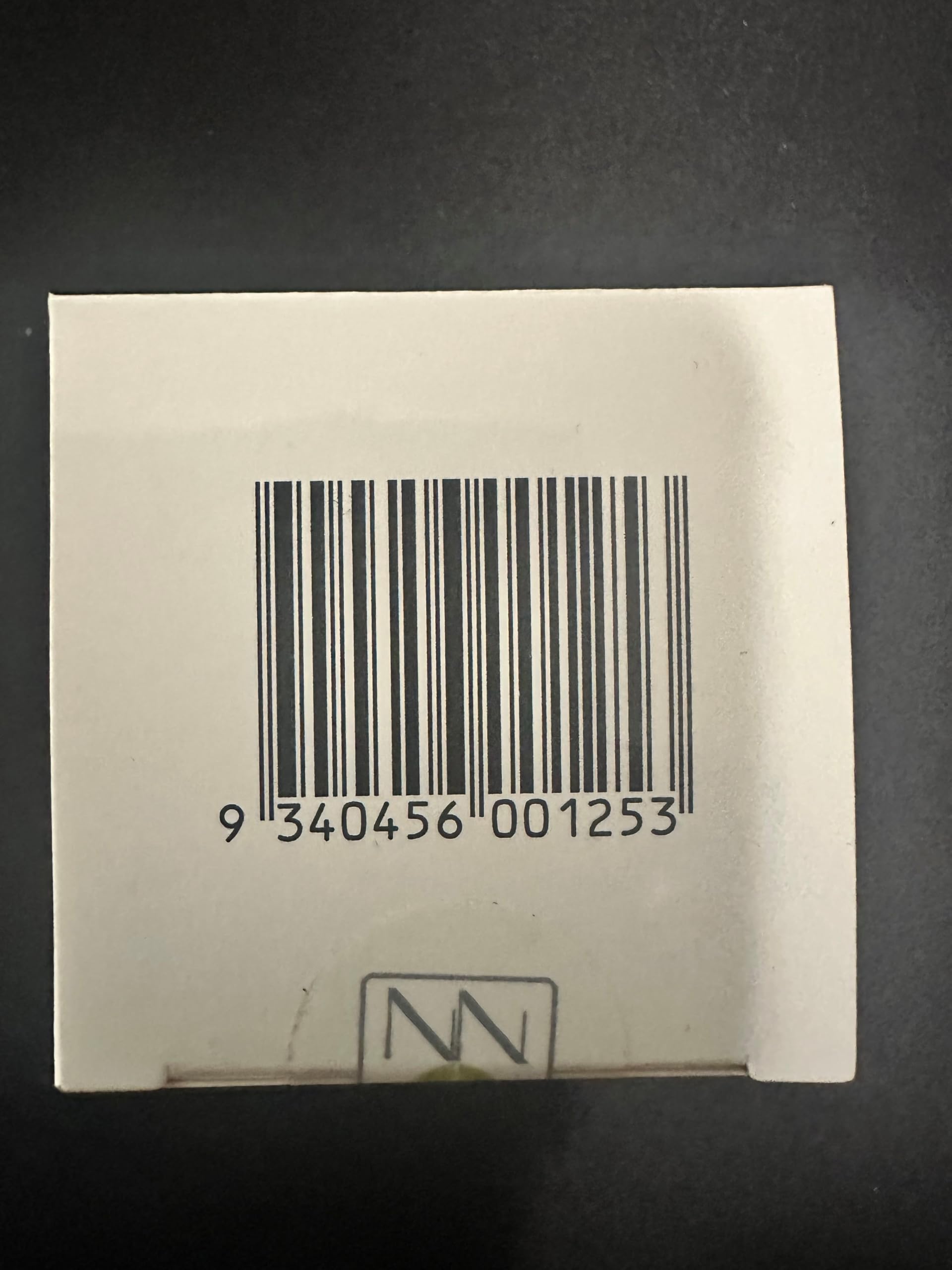 Bálsamo Labial Y-Not Natural Emu SPF50+ Resistente al Agua con Vitamina E y Omega 3, 6, 9