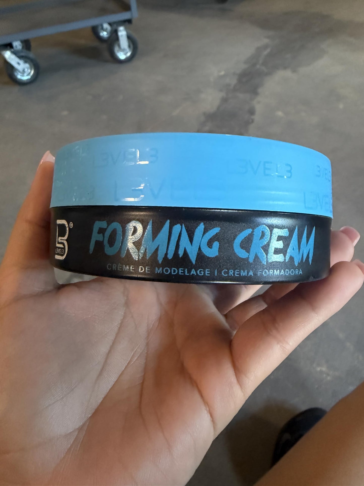 L3VEL3 Forming Cream - Más Volumen - Suma Brillo y Crea Textura - No Deja Residuos - Consistencia Liviana y Cremosa - Se Quita con Facilidad - Para Todo Tipo de Cabello - 150 ml