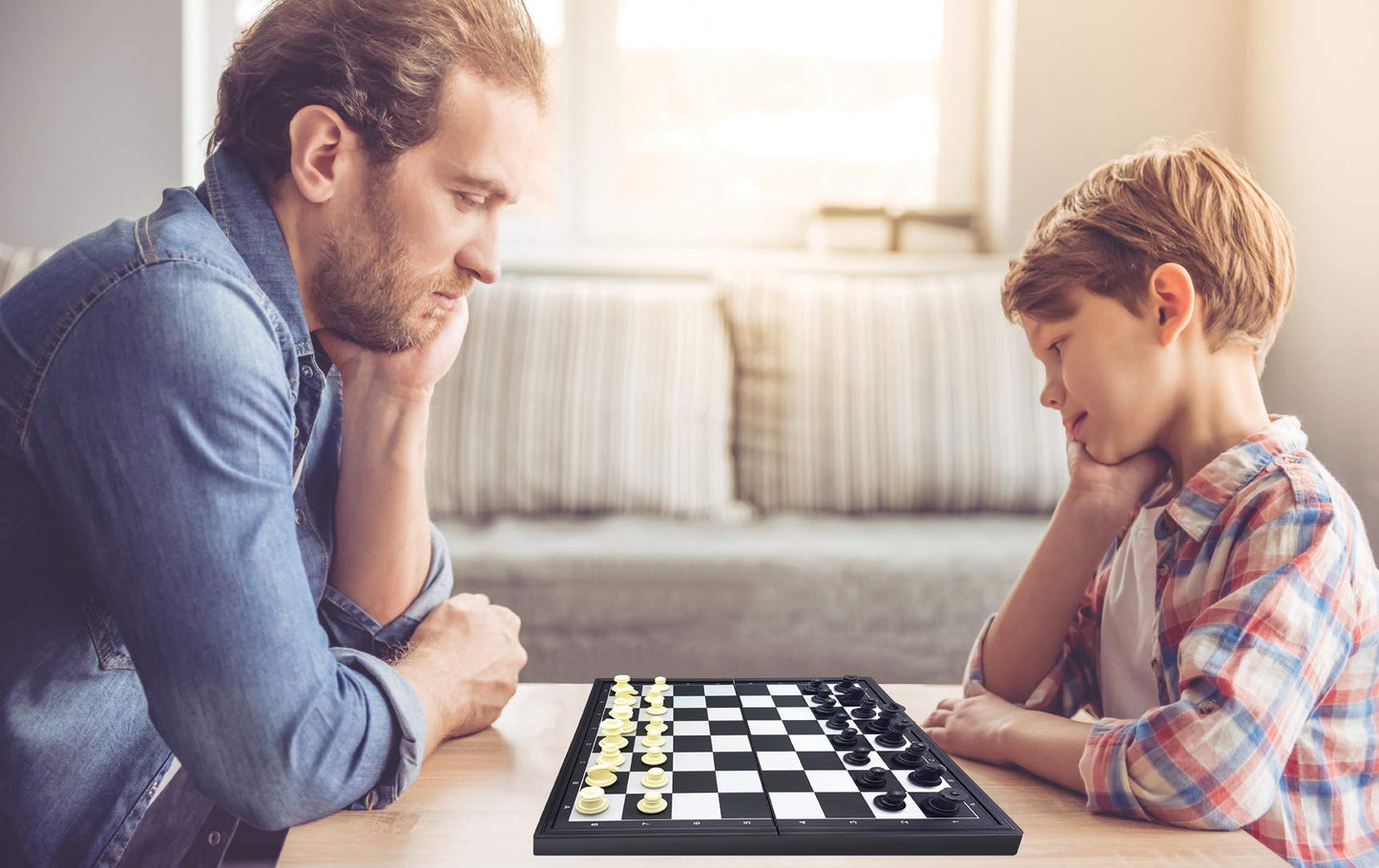 LEXiBOOK - Juego de juegos 8 en 1, ajedrez, damas, backgammon, damas chinas, juego Morris de nueve hombres, juego de serpientes y escaleras, juego de ganso, juego de ludo, JGM800