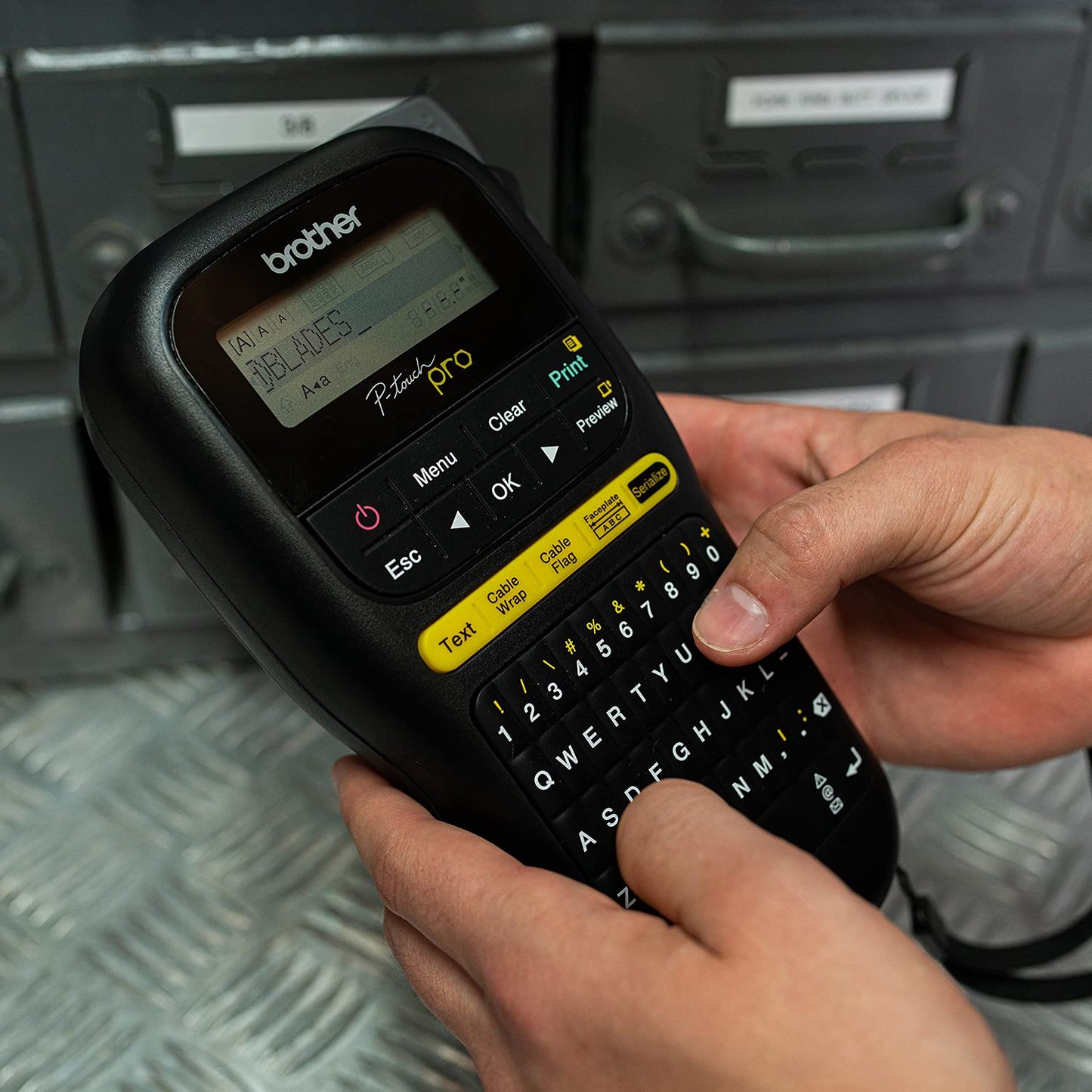 Brother Genuine P-touch - Etiquetadora Brother P-Touch Pro (PT-H111)