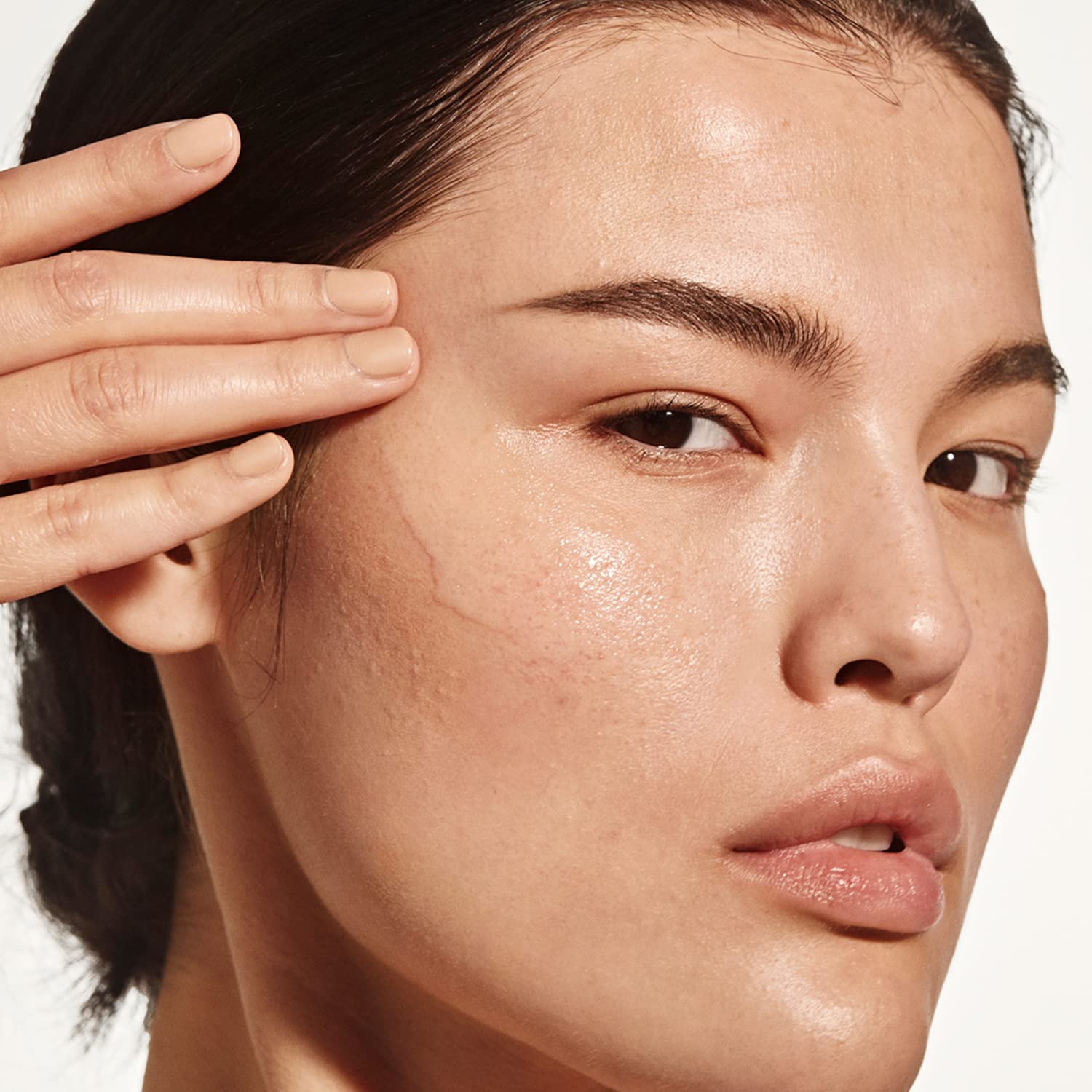 Versed Just Breathe Sérum facial aclarante 1 fl oz. Formulado con extracto de corteza de sauce, niacinamida y zinc, libre de crueldad, sin parabenos y vegano. Elige tu tratamiento facial (suero clarificante)
