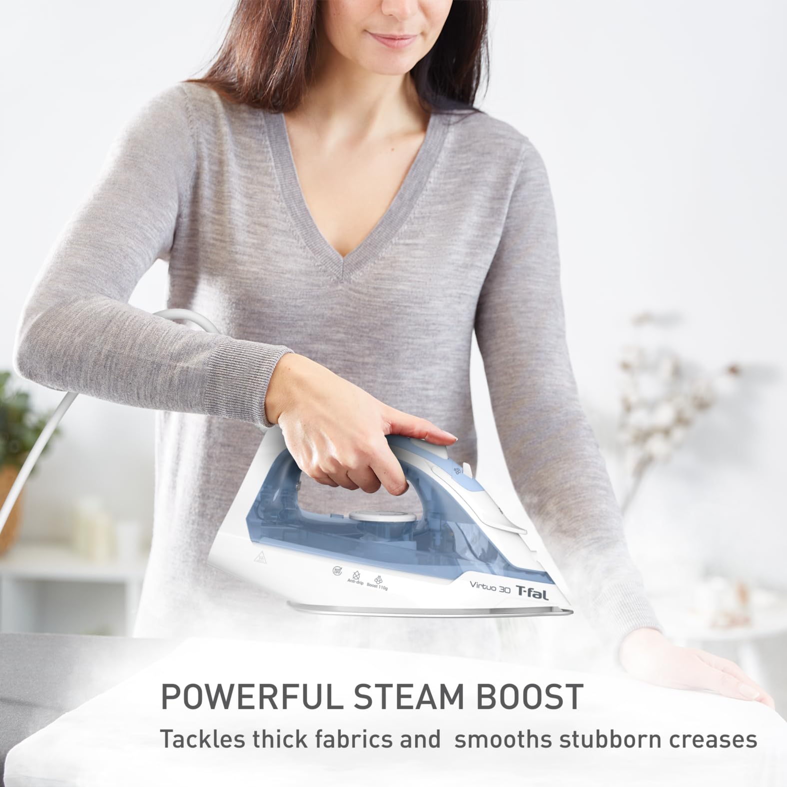 Plancha de Vapor T-fal Blanca Azul Virtuo 30 con Auto Apagado y Suela de Cerámica XL