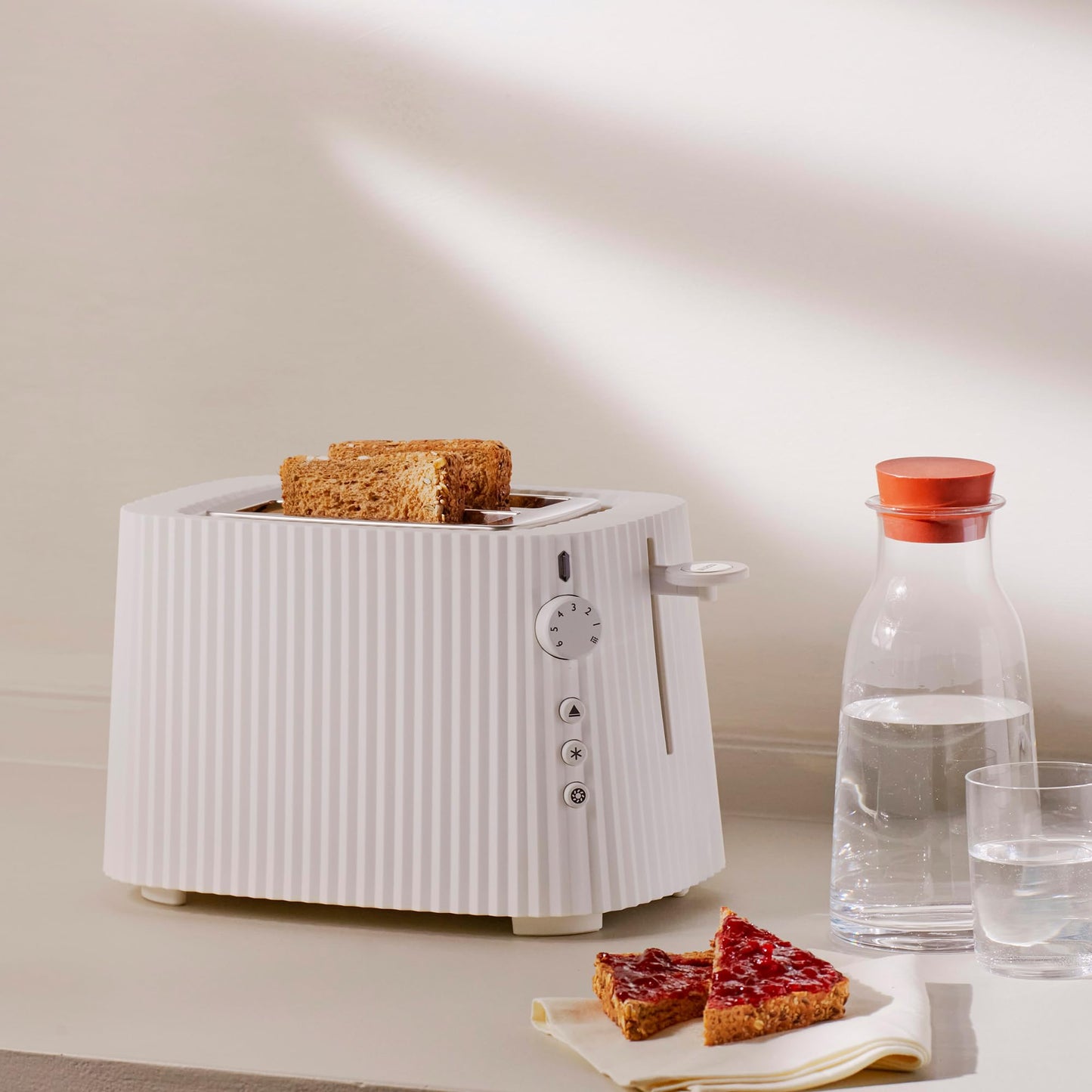 Alessi Plissé MDL08B/USA - tostador en resina termoplástica, enchufe US 850W, negro