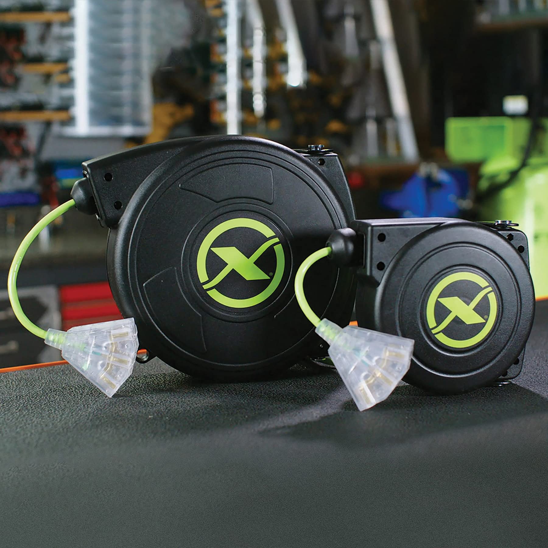 Flexzilla Extensión retráctil 16/3 AWG 25' Carrete de Cable eléctrico, ZillaGreen, FZ8160253