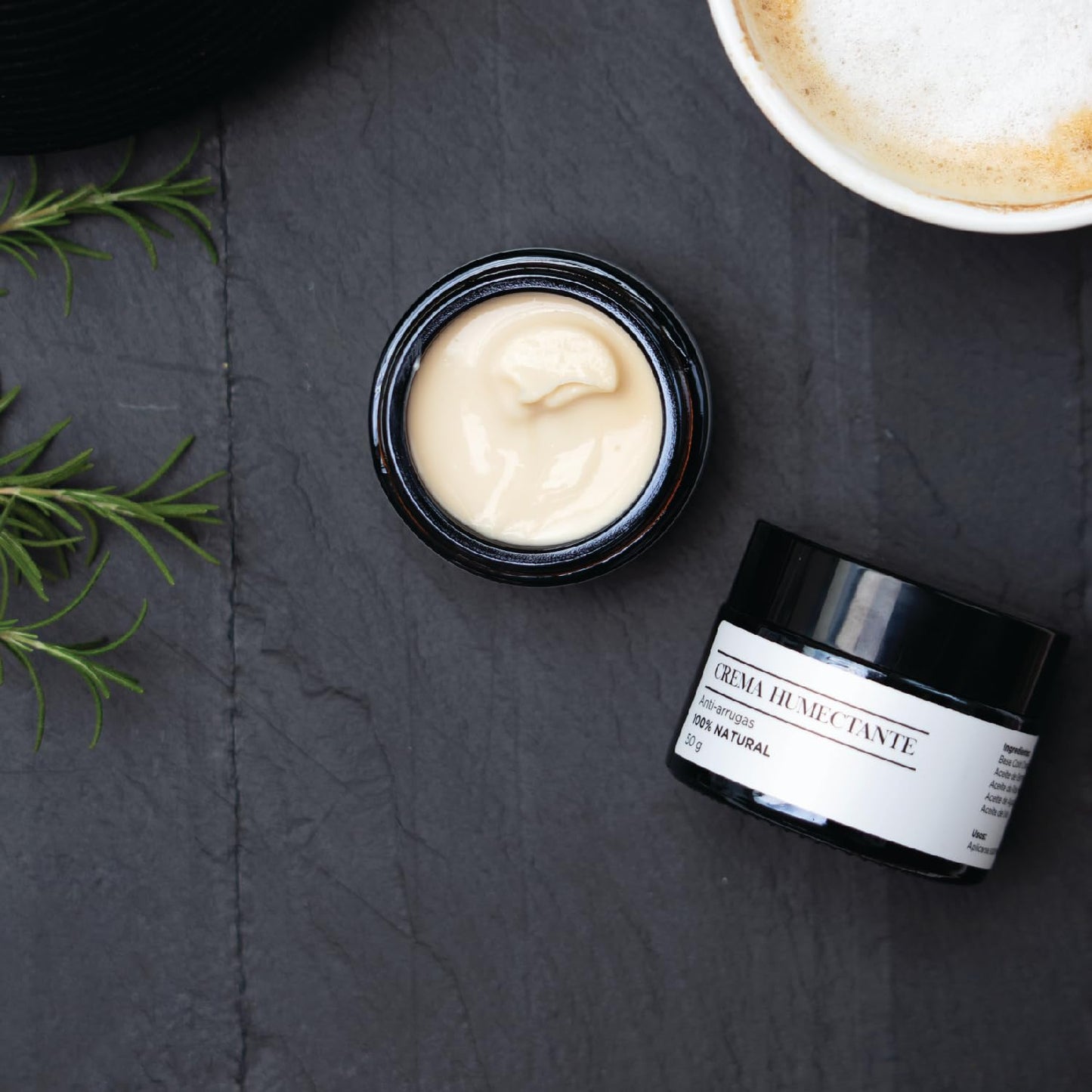 Botica 44 Crema Facial Hidratante Anti Arrugas de Uso Diurno, 100% Natural, Previene Líneas de Expresión, Estimula Producción de Colágeno, Mejora Tono y Textura