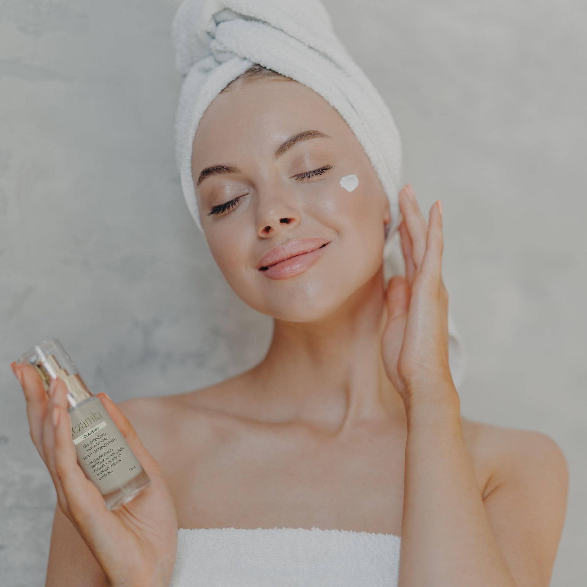 Tezamía | Kit de Belleza Completo - Rutina de Skincare con Contorno de Ojos, Agua Micelar y Sérum Antiarrugas con Colágeno - Hidratación, Limpieza y Reducción de Arrugas (3 Piezas)