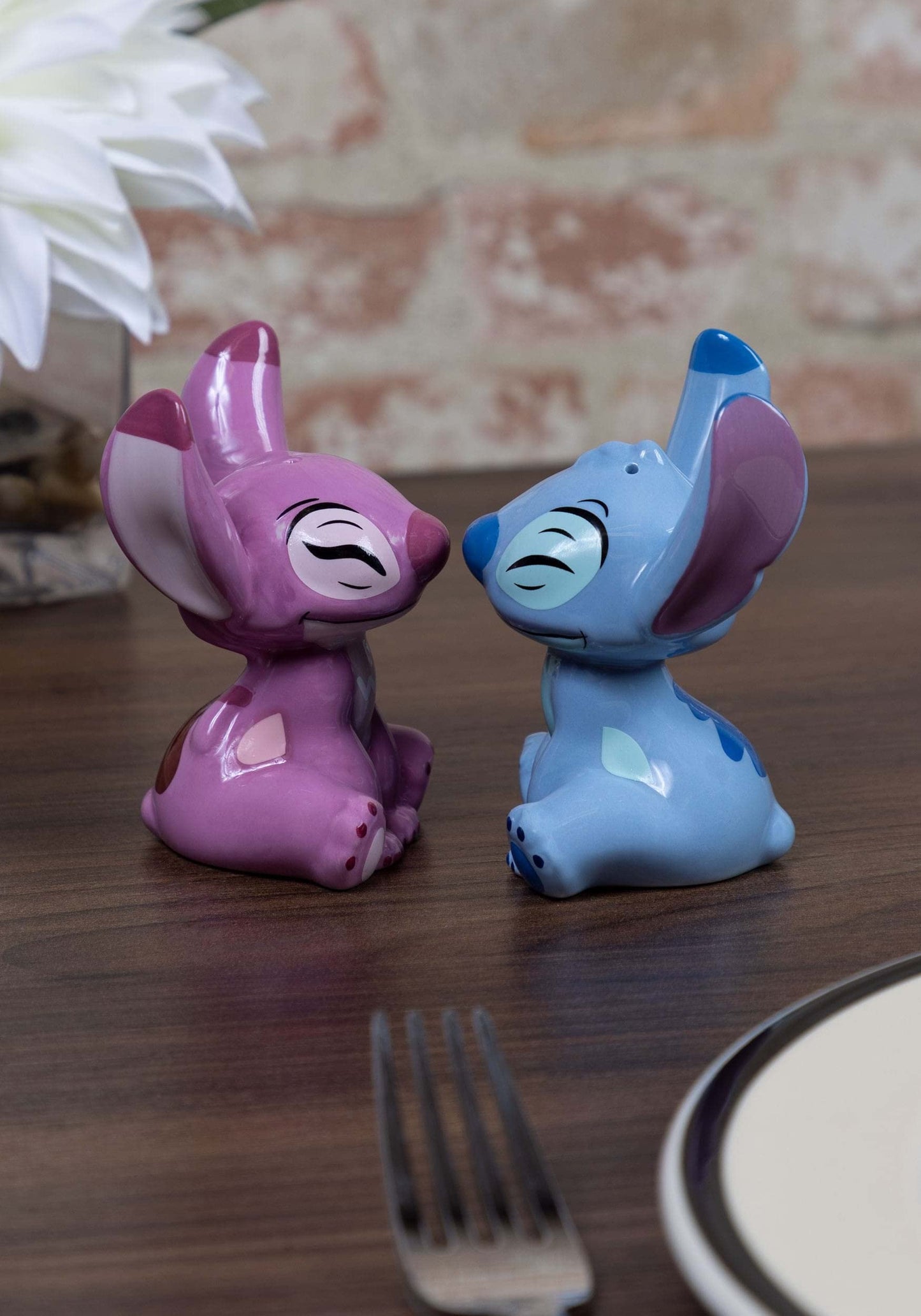 Juego de Salero y Pimentero Enesco Disney Ceramics Stitch and Angel multicolor