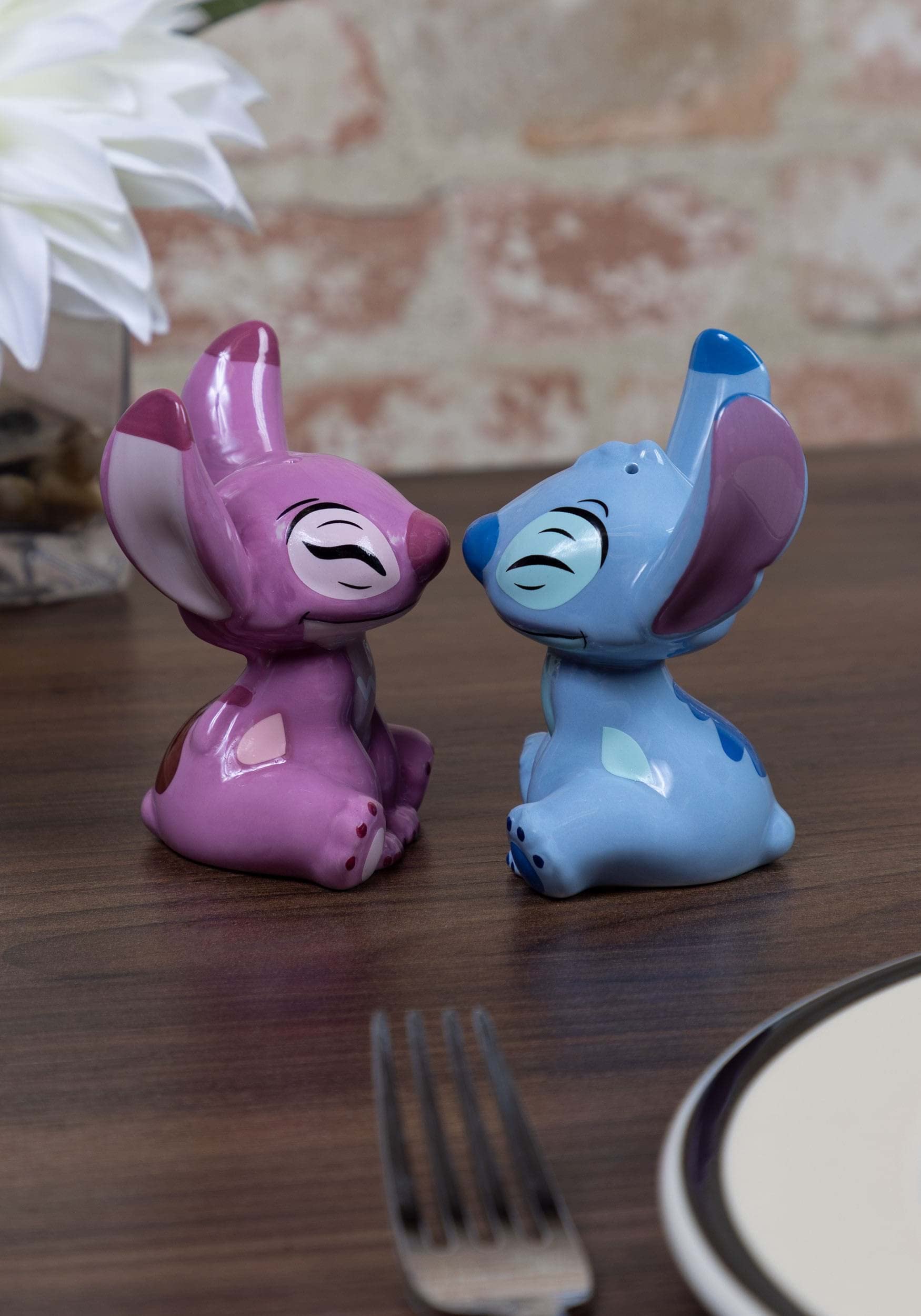 Juego de Salero y Pimentero Enesco Disney Ceramics Stitch and Angel multicolor