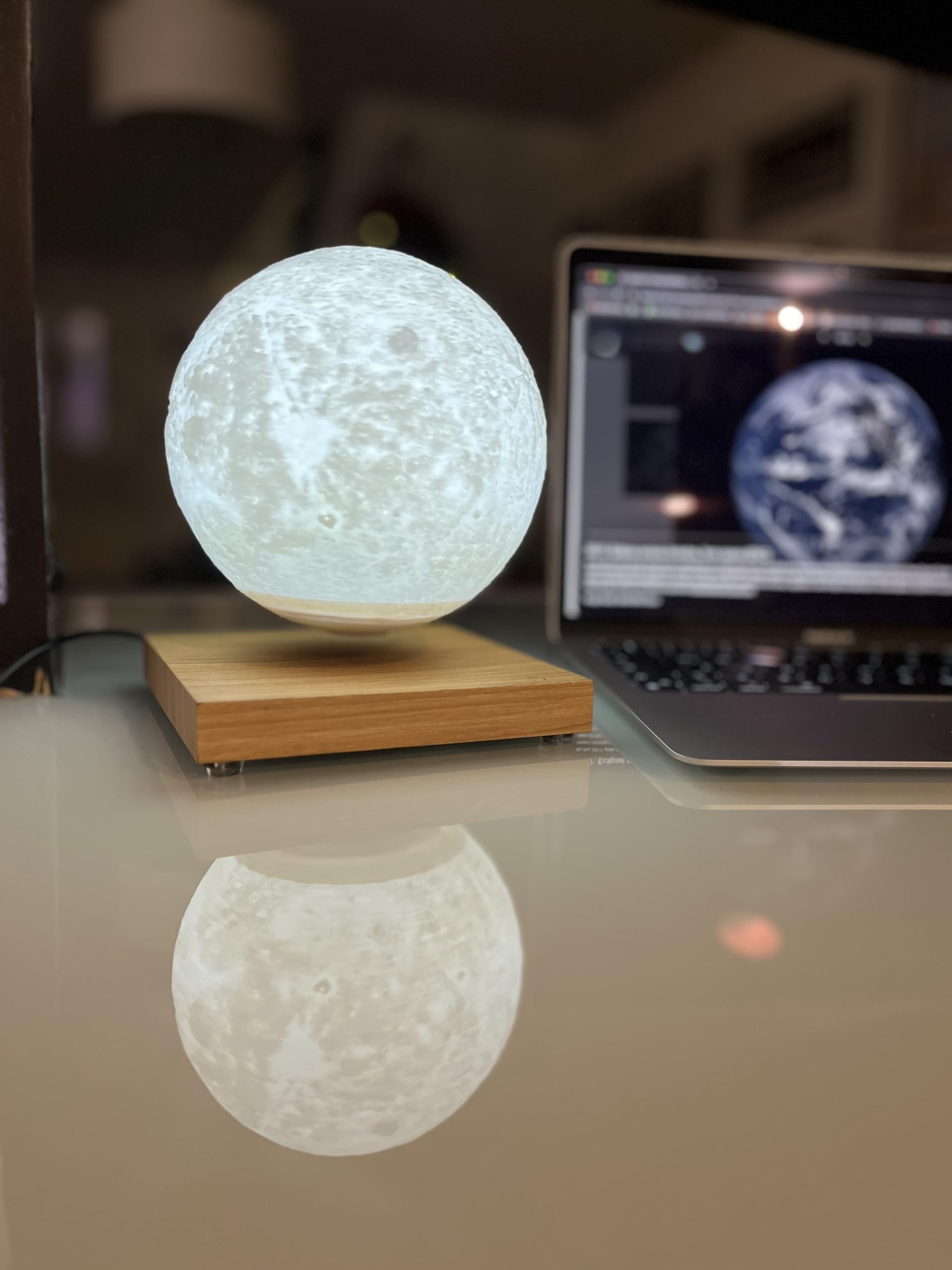 CRINN LUNA GRANDE. Lámpara de levitación magnética.