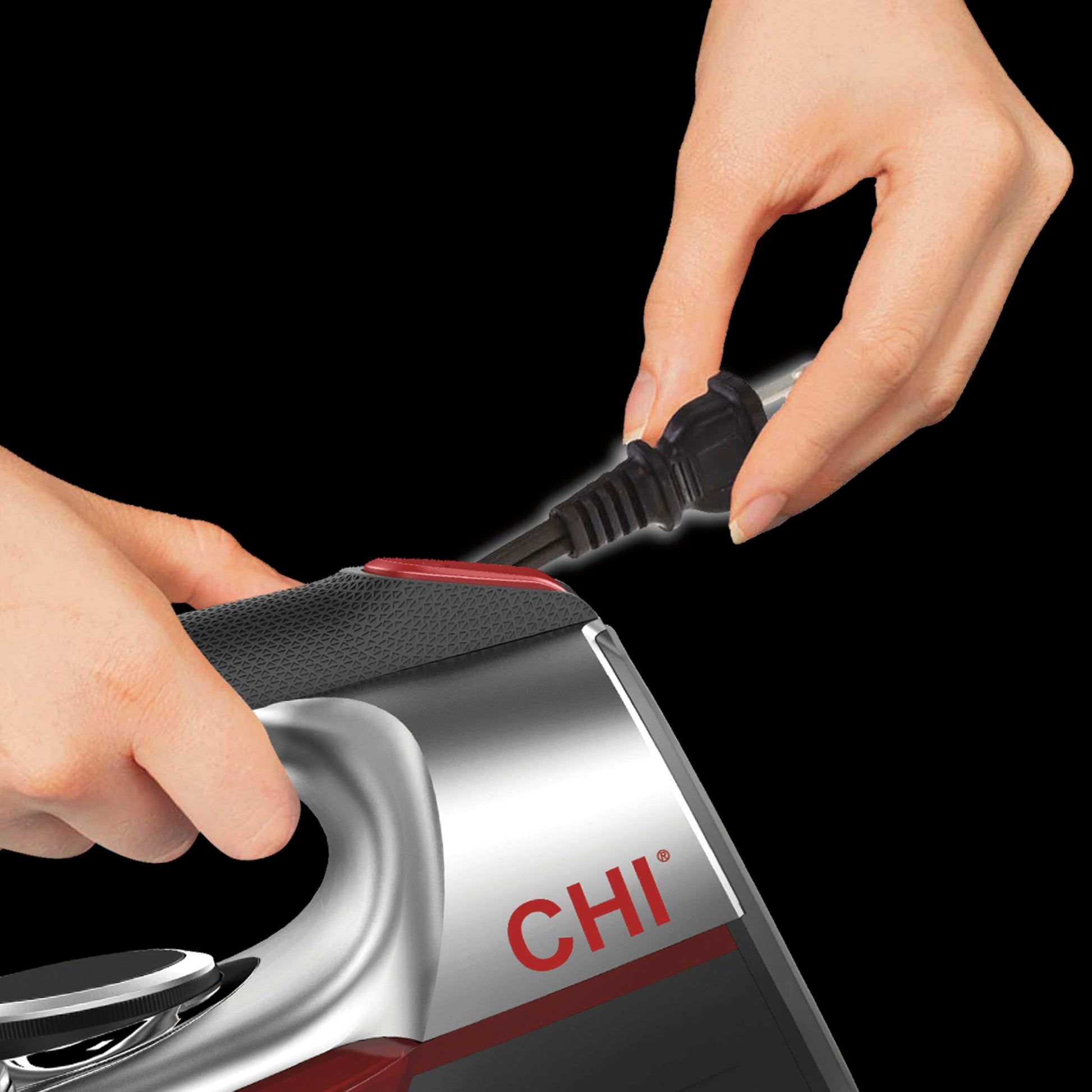 CHI Plancha de vapor para ropa con suela de cerámica infundida de titanio, 1700 vatios, control electrónico de temperatura, cable retráctil de 8 pies, apagado automático de 3 vías, más de 400 agujeros, grado profesional, plata (13102)