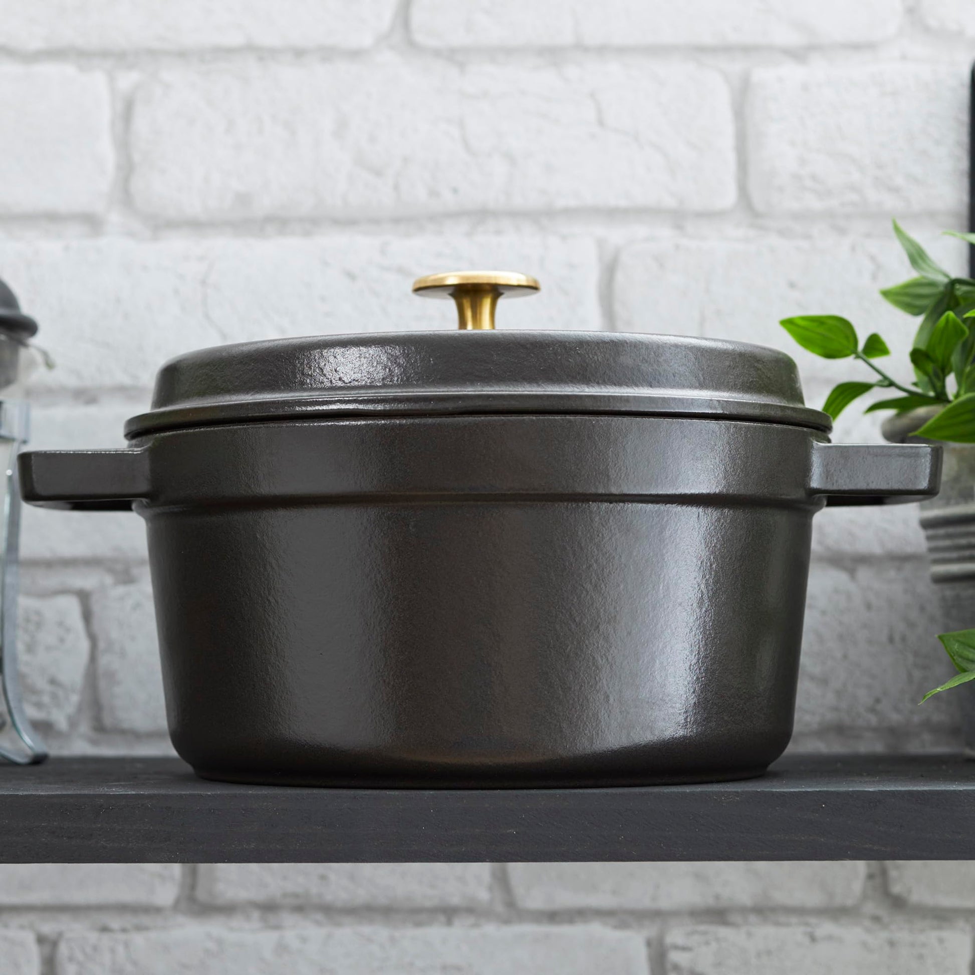 Staub 4-quart redondo Cocotte, Negro, 3.78 litros, 1