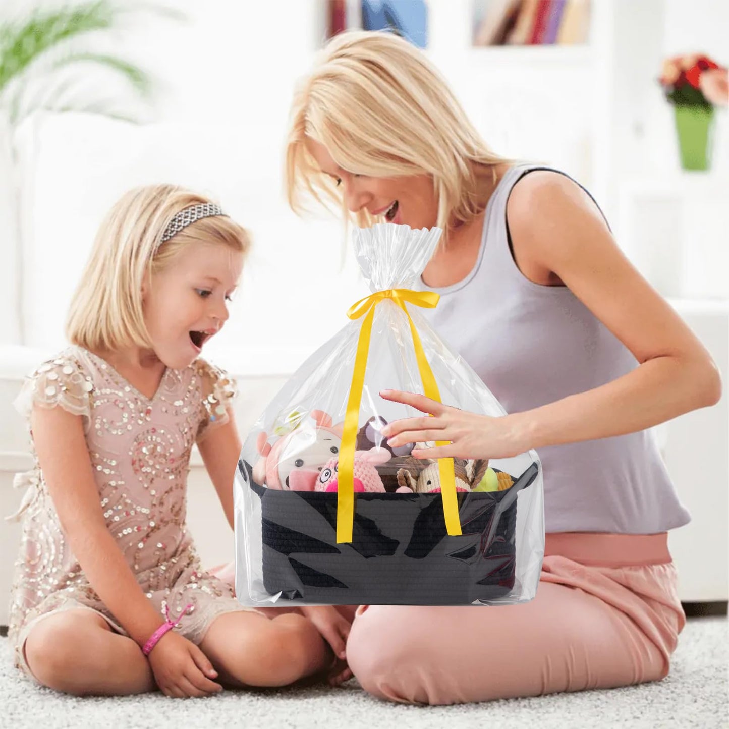 OIAHOMY - Bonita cesta tejida con bolsas de regalo y cintas, cesta de regalo vacía para baby shower, cumpleaños, cuarto de bebé con asas para sala de estar, contenedores de juguetes para mascotas para