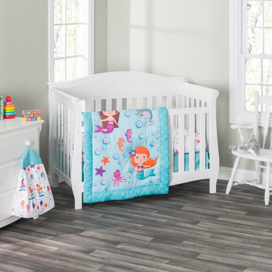 EVERYDAY KIDS Juego de ropa de cama de 3 piezas para cuna, diseño de sirena, incluye edredón, sábana bajera y volantes antipolvo, juego de cama para guardería, juego de cama para cuna de bebé