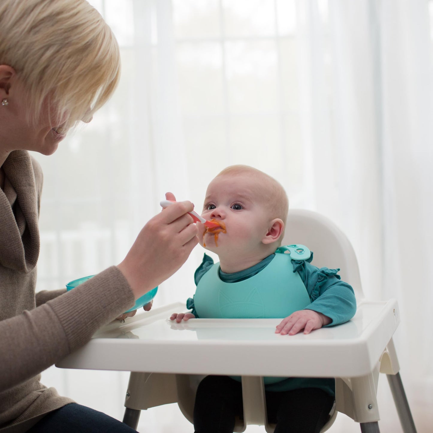 Cucharas de alimentación para niños de punta suave Dr. Brown's, 6 unidades, multicolor