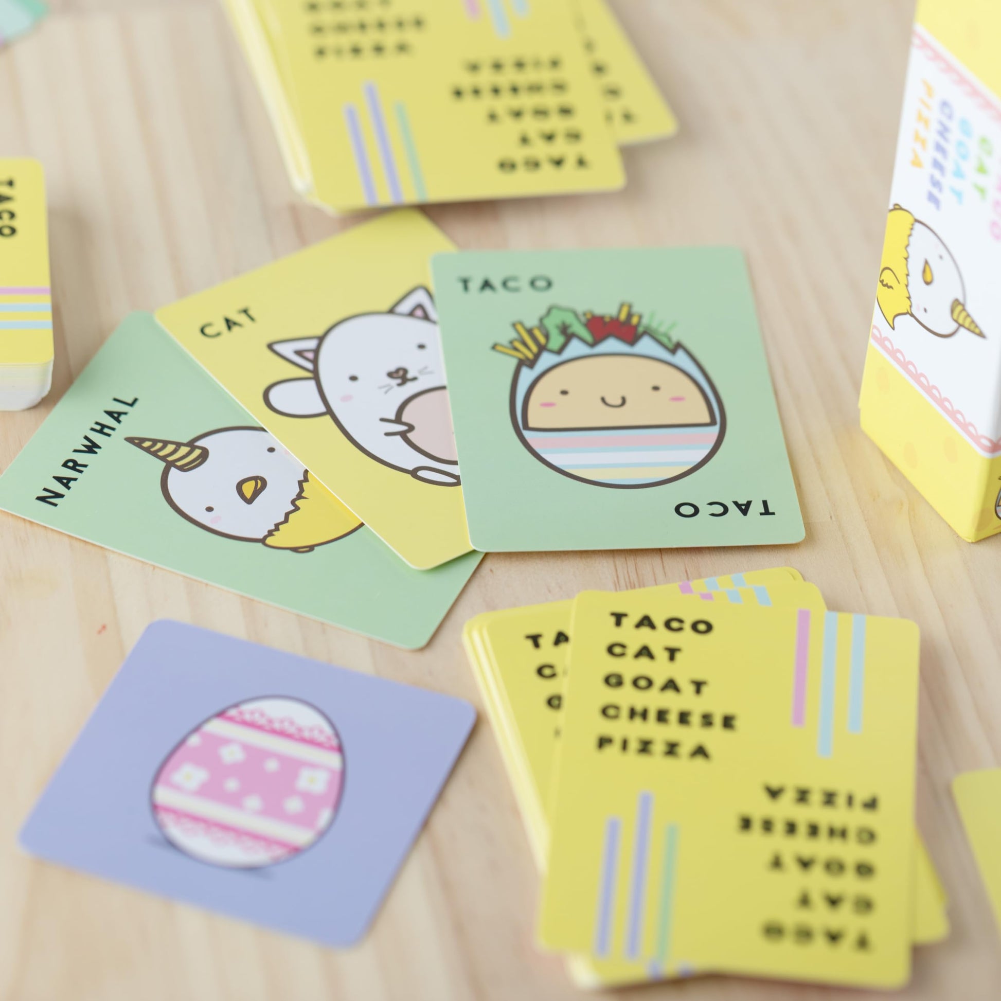 Juego de Cartas Dolphin Hat Games Edición Pascua Taco Cat Goat Cheese Pizza para Todas las Edades