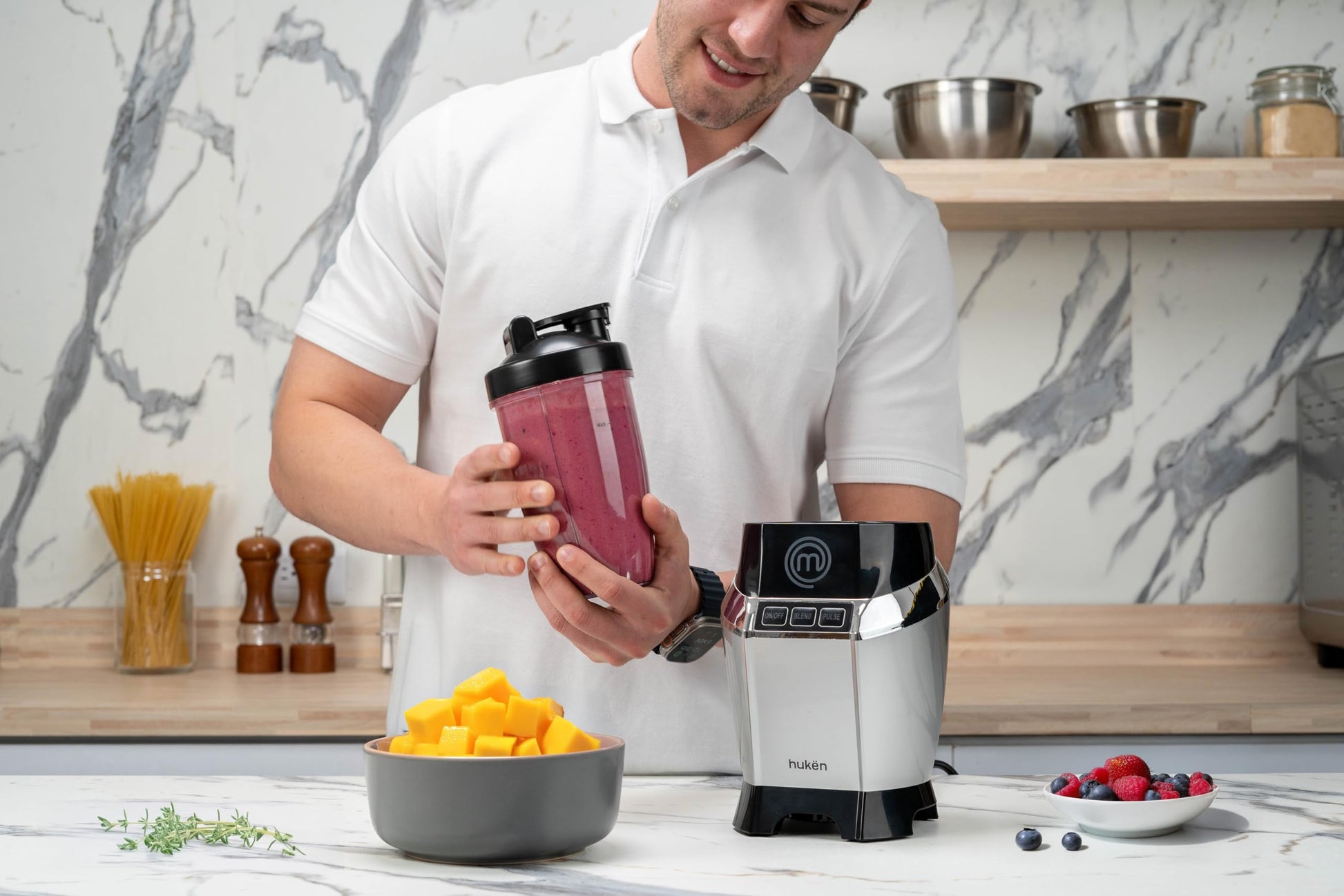 Procesador de Alimentos y Licuadora Nutri-Blender MasterChef Acero Inoxidable Alta Calidad Potente Motor 1000W Capacidad 700 ml Mezclas Eficientes