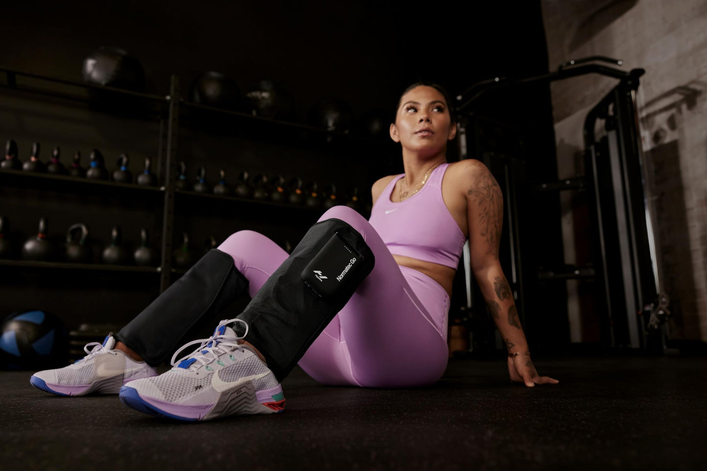 Hyperice Normatec Go Calf - Sistema de recuperación con tecnología patentada de masaje de compresión dinámica
