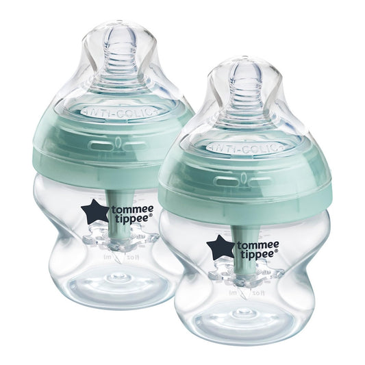 Biberón Anticólico Tommee Tippee Transparente con Tetina de Flujo Lento para un Agarre Natural, Paquete de 2