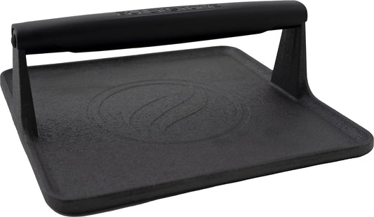 Blackstone 5554 Prensa de parrilla de hierro fundido presazonada XL base extra ancha para carne, hamburguesa, tocino, filete, salchicha mango resistente al calor, 10 x 10 x 4 pulgadas (cuadrado), negro