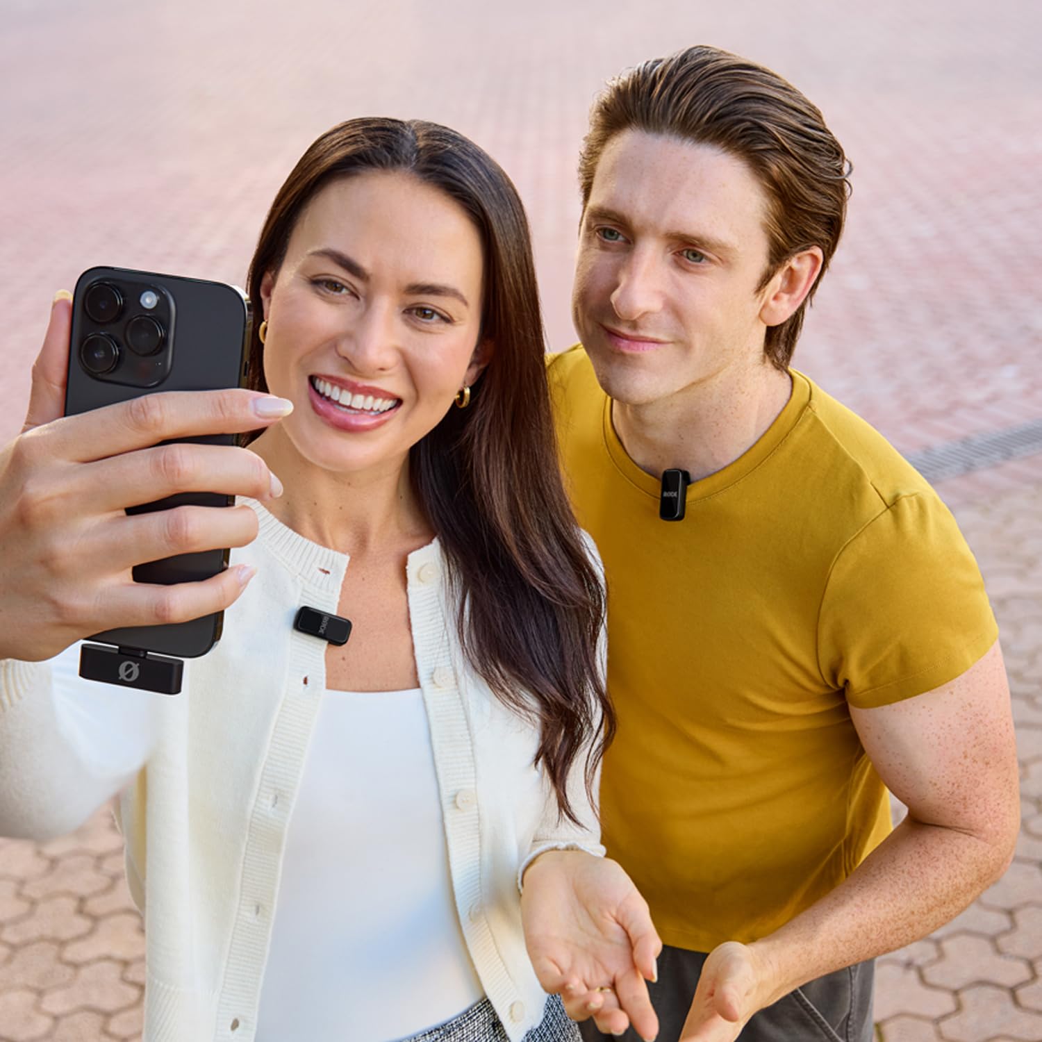 Micrófono Compacto RØDE Negro con Funda de Carga para Smartphone