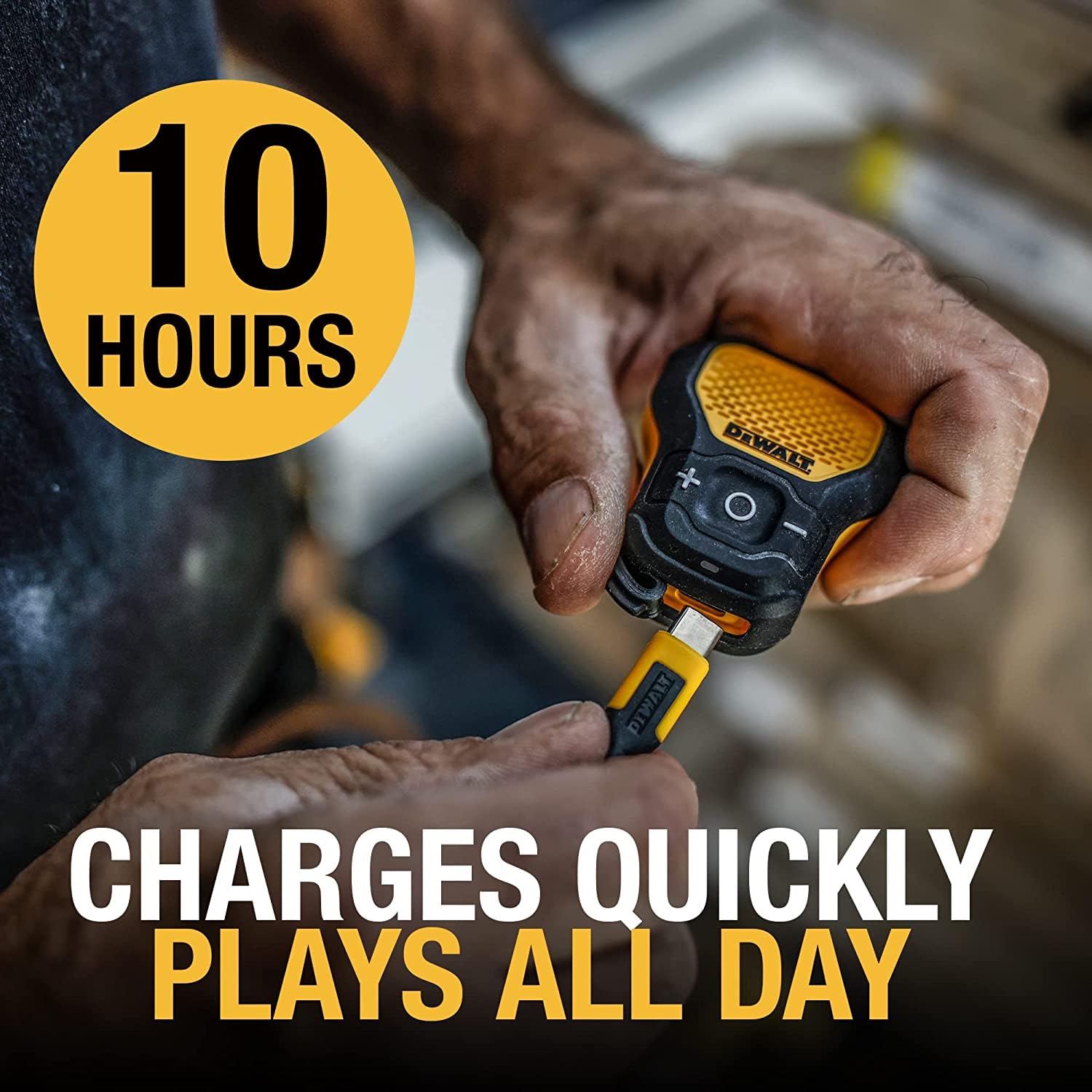 Dewalt - Altavoz Portátil Bluetooth - Altavoz inalámbrico Bluetooth con Clip magnético - Altavoz portátil Jobsite Pro Resistente al Agua - Micrófono Incorporado para música y Llamadas con Manos Libres