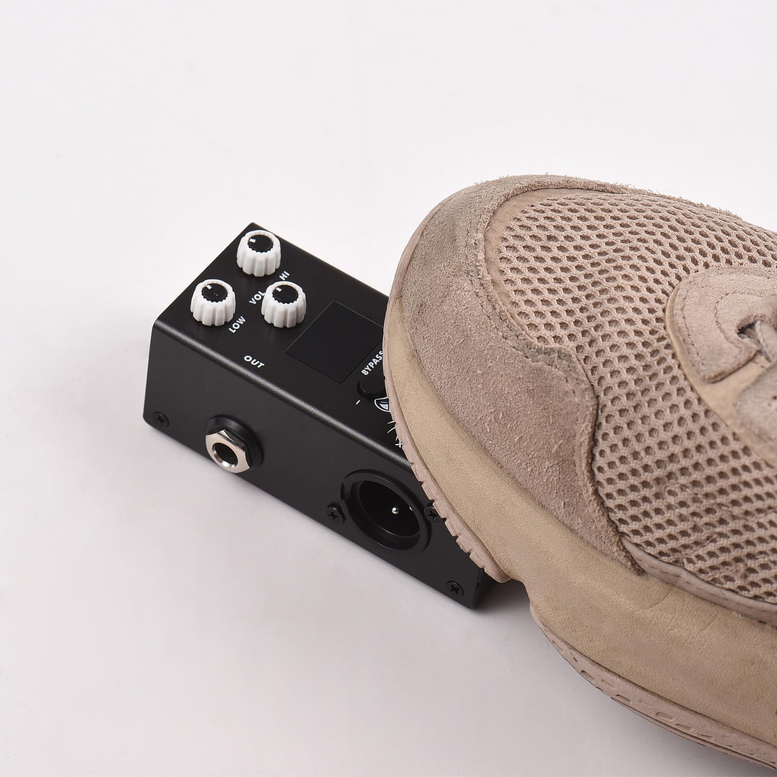 Pedal de Efectos M-VAVE Negro con Cabina IR para Guitarra