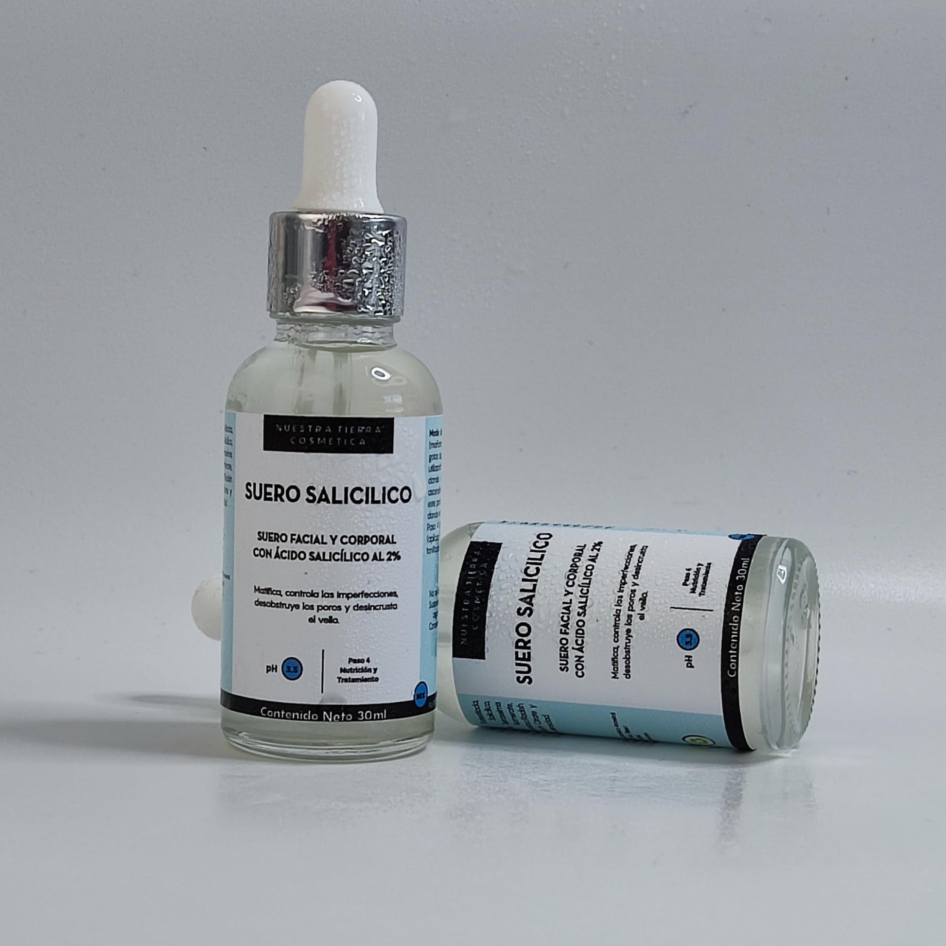 Suero de Ácido Salicílico al 2% Matificante, afina poros, combate brotes.