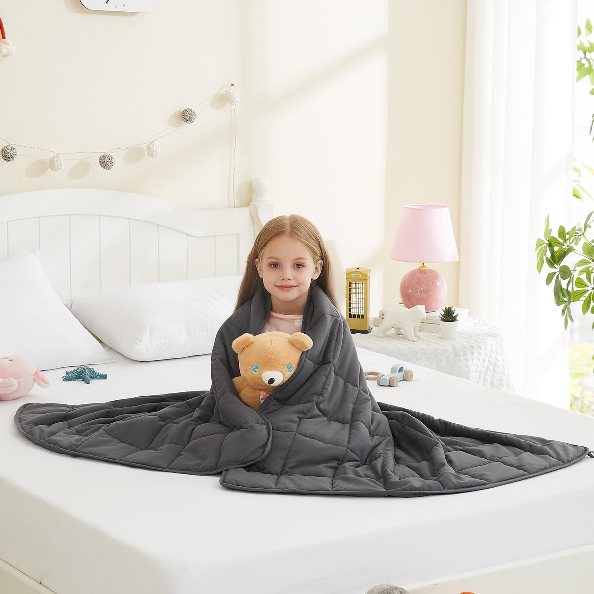 L'AGRATY - Manta pequeña de microfibra con peso, manta con perlas de vidrio, suave y gruesa para todas las estaciones, 91 x 122 cm, 1.4 kg