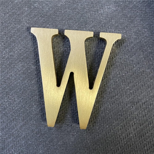 Pegatina de Latón Soild 2.6 Pulgadas Letras Inglesas Autoadhesivas para Señalización de Casa