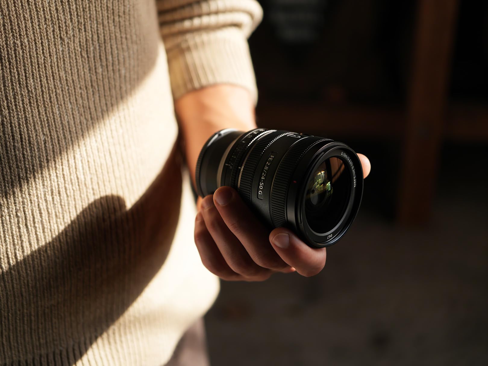 Sony Lente Zoom estándar 24-50 mm F2.8 SEL2450G