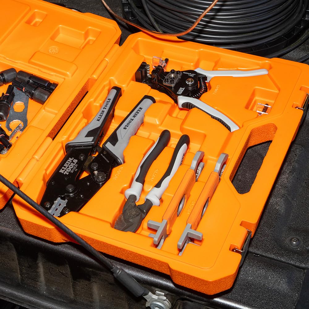 Klein Tools 92919S Juego de herramientas solares con cortador, pelador, engarzador, llaves y conectores fotovoltaicos para montaje e instalación de cables de panel solar