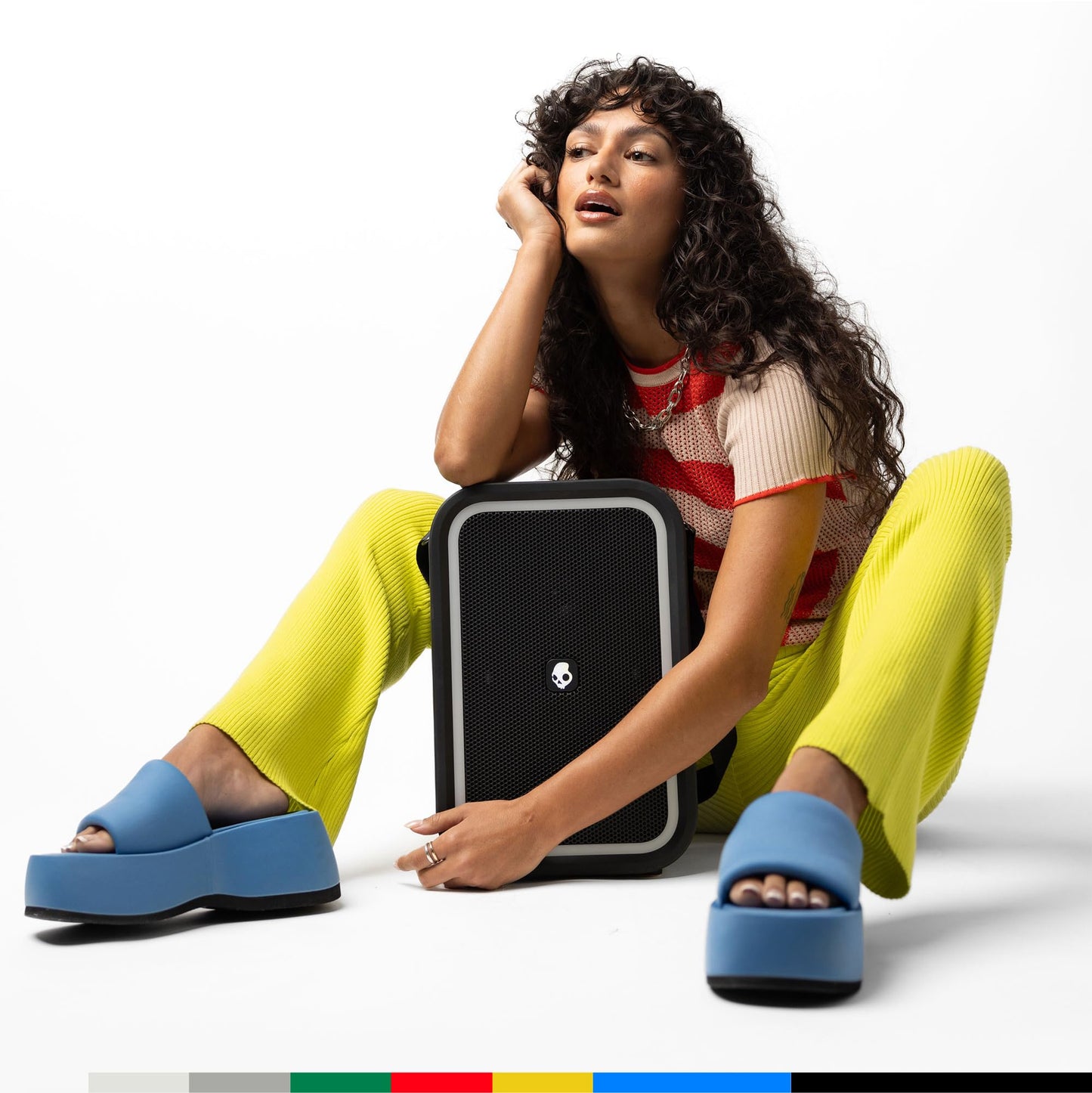 Skullcandy Stomp - Bocina Bluetooth para Fiesta, IPX7 Impermeable, inalámbrico y portátil, con Luces LED y Modos estroboscópicos, batería de 12 Horas, multienlace y Carga USB-C y USB-A 2SKSK1850B0L2