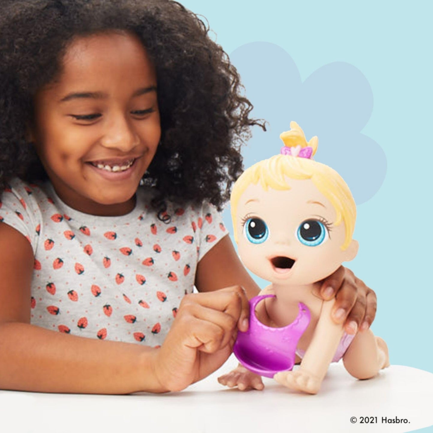 Hasbro, Baby Alive, Hora de Comer - Cabello Rubio, Muñeca para Niñas de 20 cm, con 4 Accesorios Incluidos, Edad Recomendada: 3 Años en Adelante