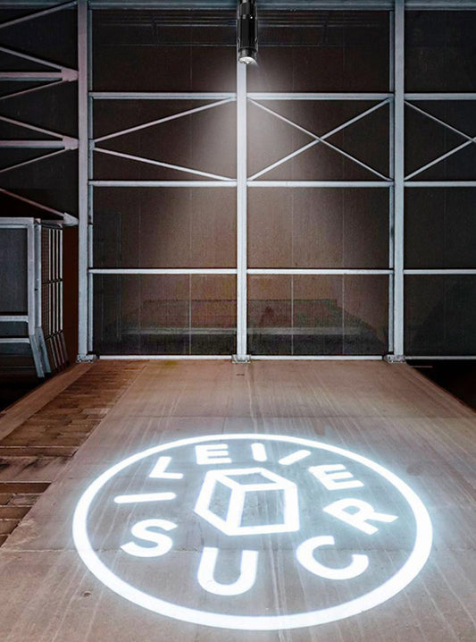 Proyector de Gobos 30W con Logotipo para Negocios LED Luz de Imagen con Lente de Cristal Mando a Distancia en Interiores Sistema de Refrigeración Dual