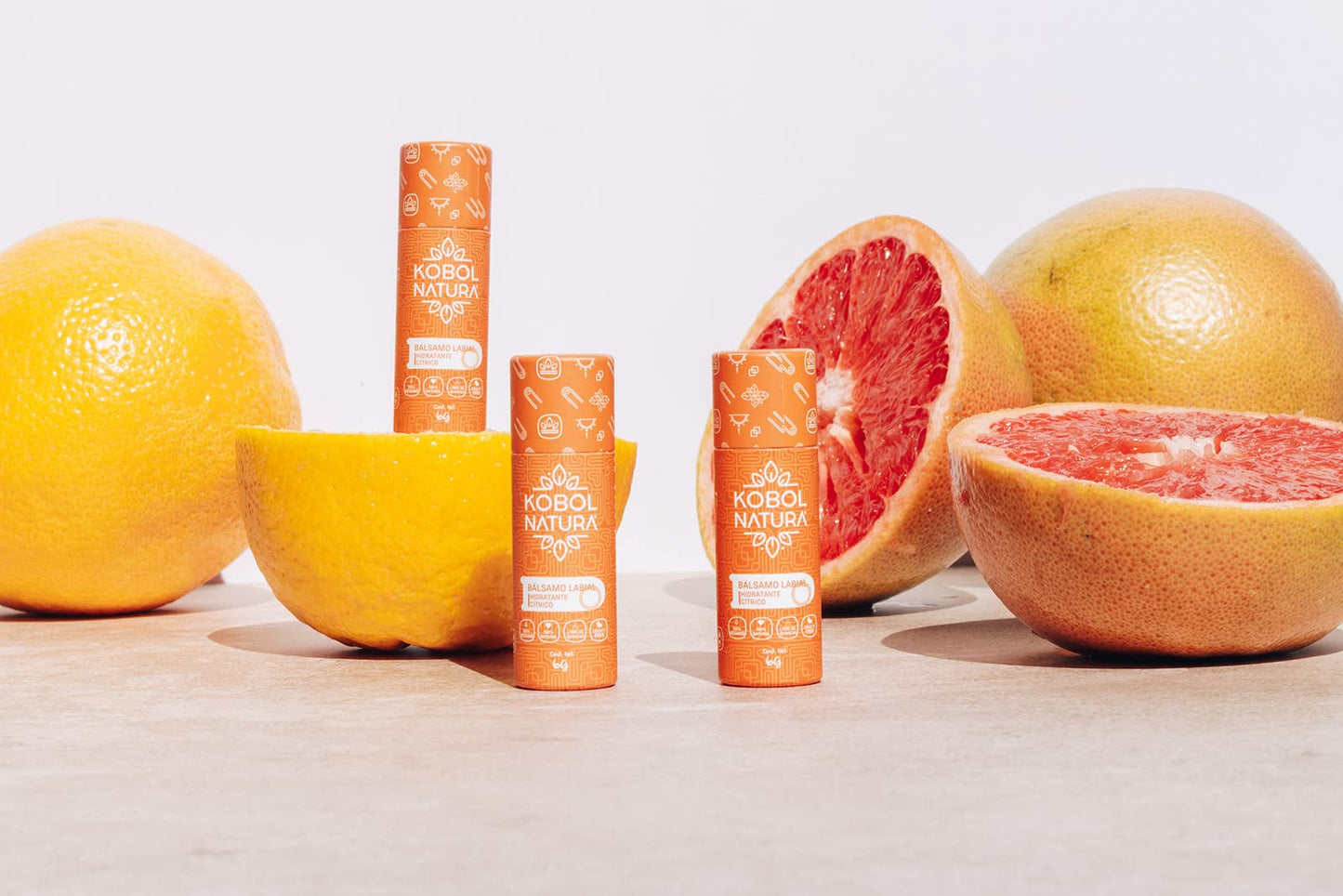 KOBOL | Bálsamo Labial Cítrico Vegano Push Up Hidratación Natural