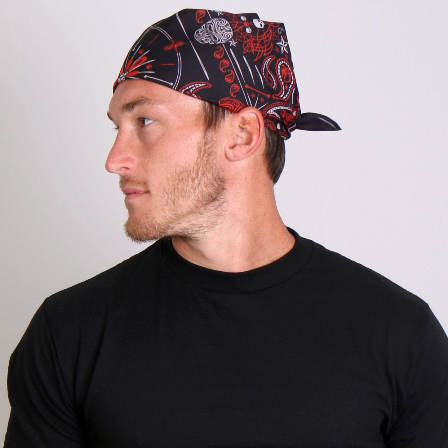 Hot Leathers - Bandana de calavera de cachemira (negro/rojo, 21 x 21 pulgadas)
